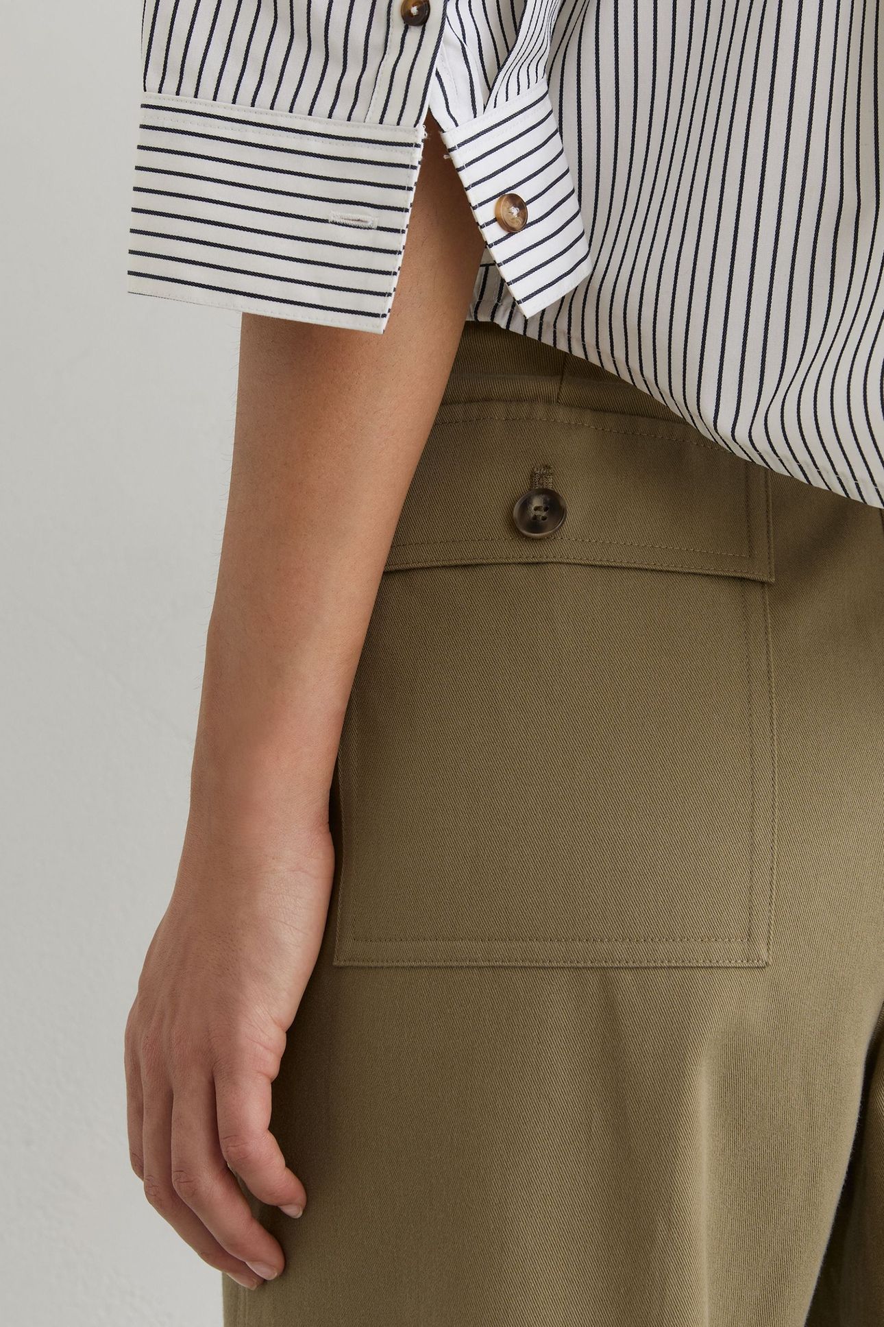 COTTON BLEND TAPER TROUSER KHAKI GREEN 6