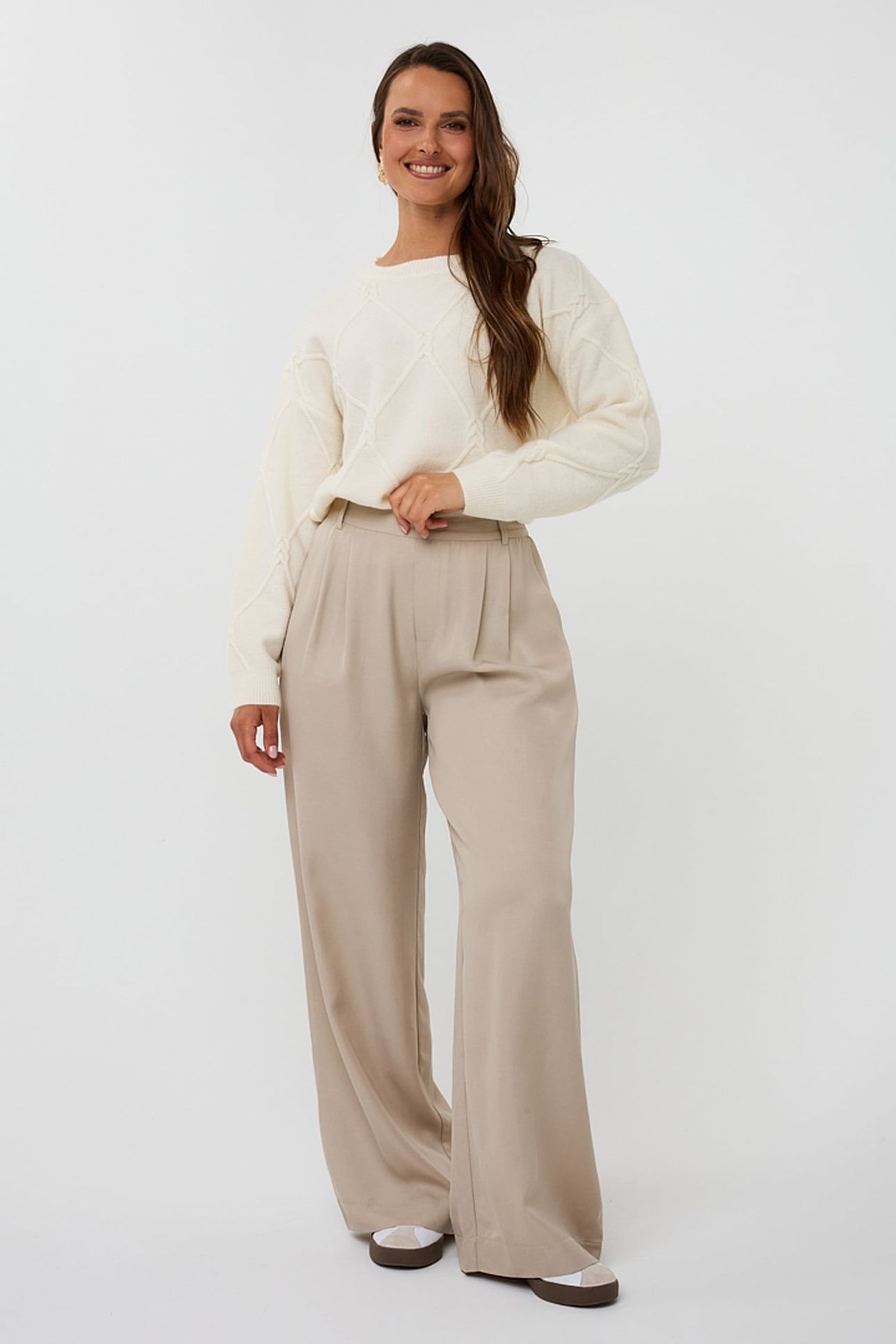 SWEATER CABLE SQUARE OFF WHITE 1