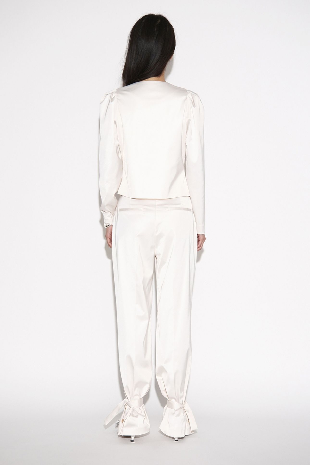 SORALLA BOW DETAIL TOP BUTTER CREAM 4