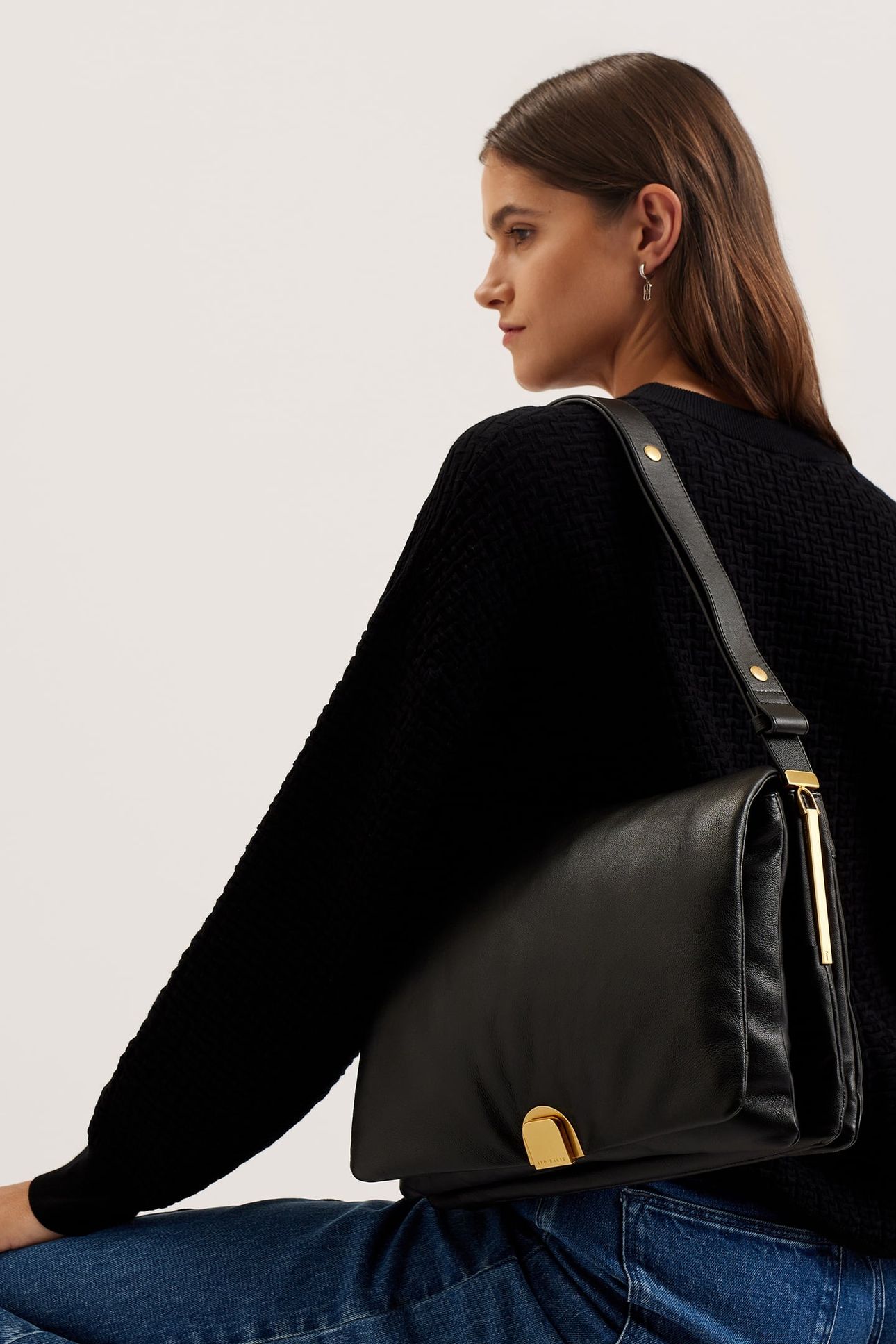 SAMILLA LOCK DETAIL SOFT QUILTED BLACK 4