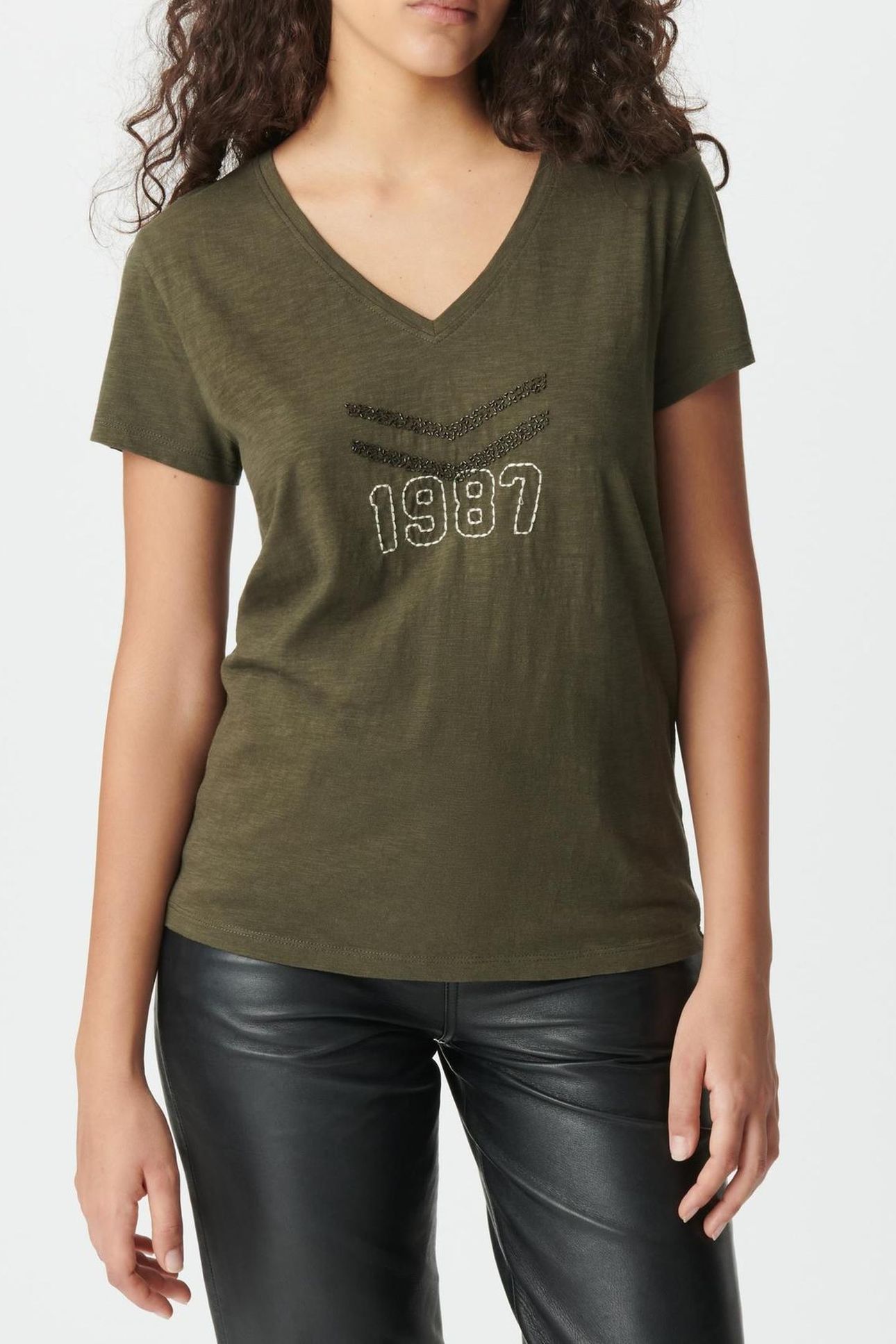 KHAKI ORGANIC COTTON T-SHIRT, EMBROIDERED CHEVRONS 1