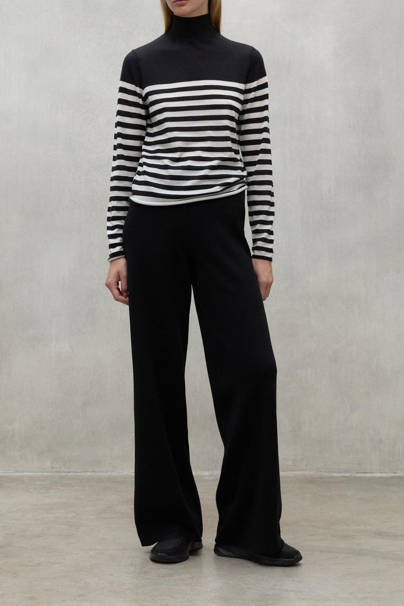 FAYAALF STRIPES KNIT BLACK 3