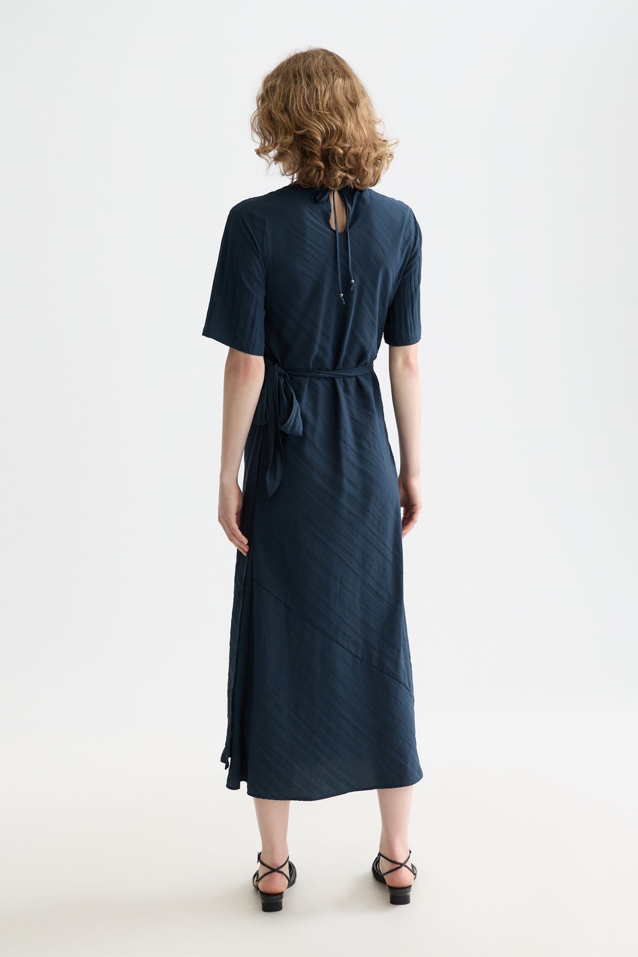 TIE WRAP MIDI DRESS CARBON 2