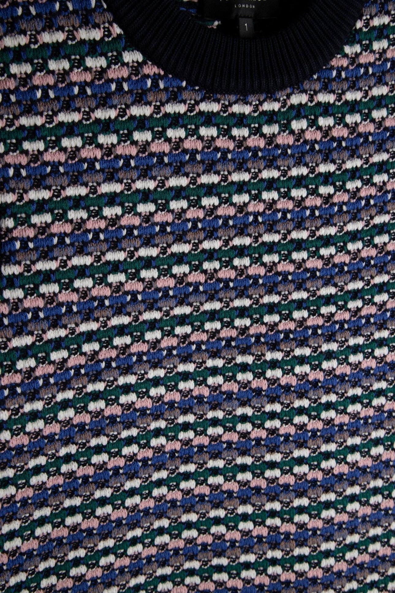 SAMIRHA INTEREST KNIT TANK NAVY 5