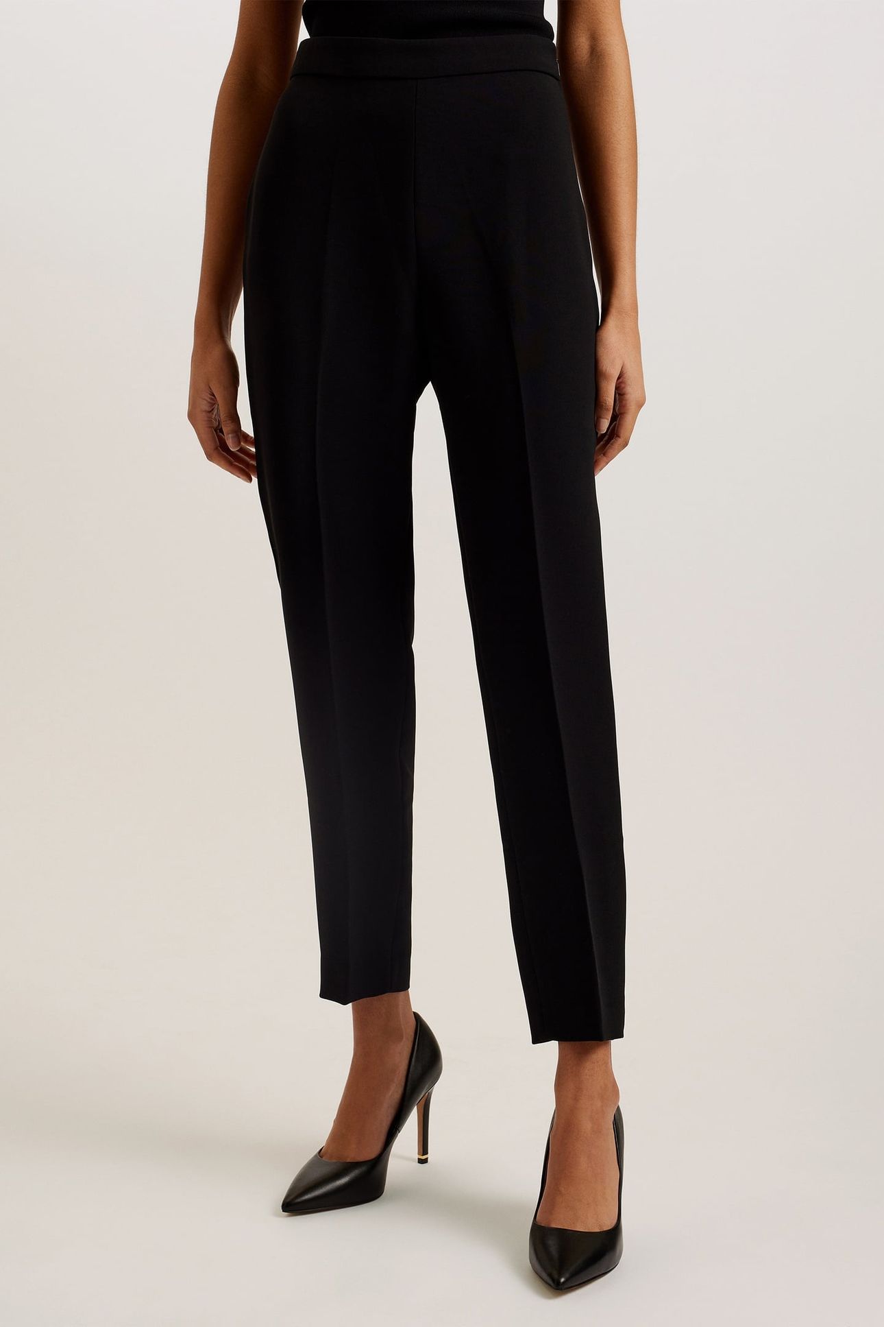 MANABTL TAPERED TAILORED TROUSERS BLACK 2
