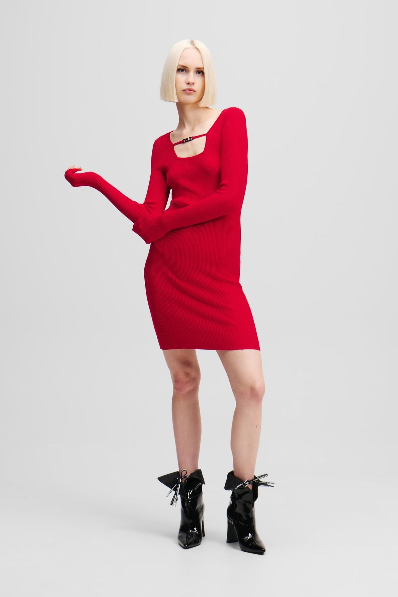 KLJ LSLV KNITTED LOGO DRESS POMPEIAN RED 1