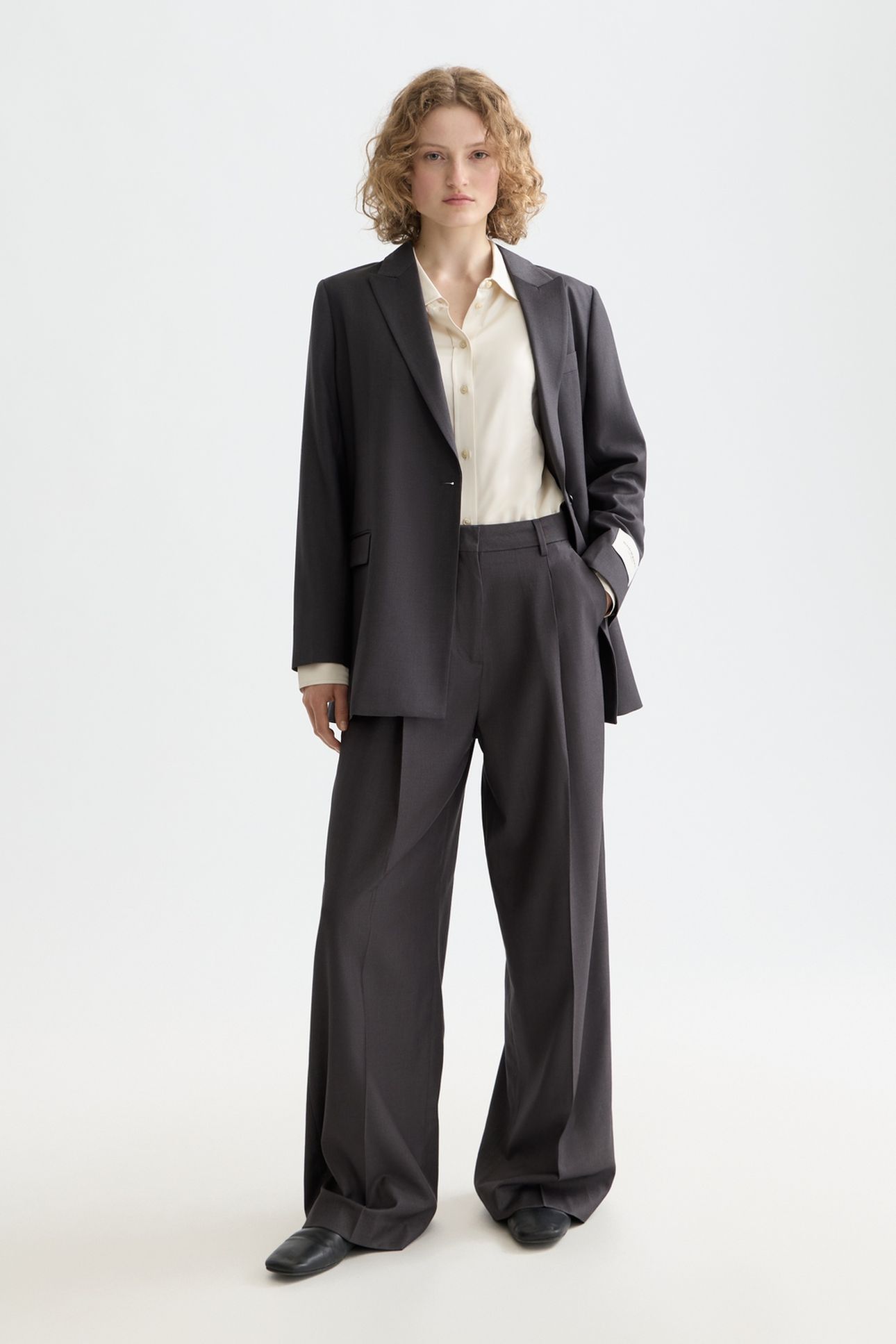 CORE DB TROPICAL WOOL BOYFRIEND BLAZER WITH BELT CHARCOAL ME 4