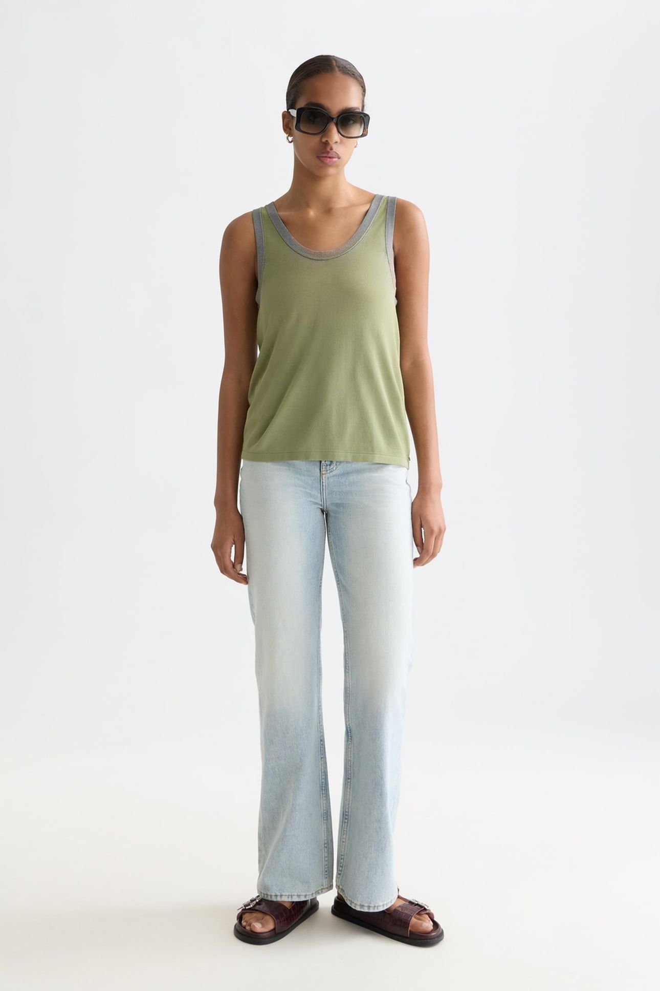 THE GLOW BOOT CUT JEANS BORDERLAND 3