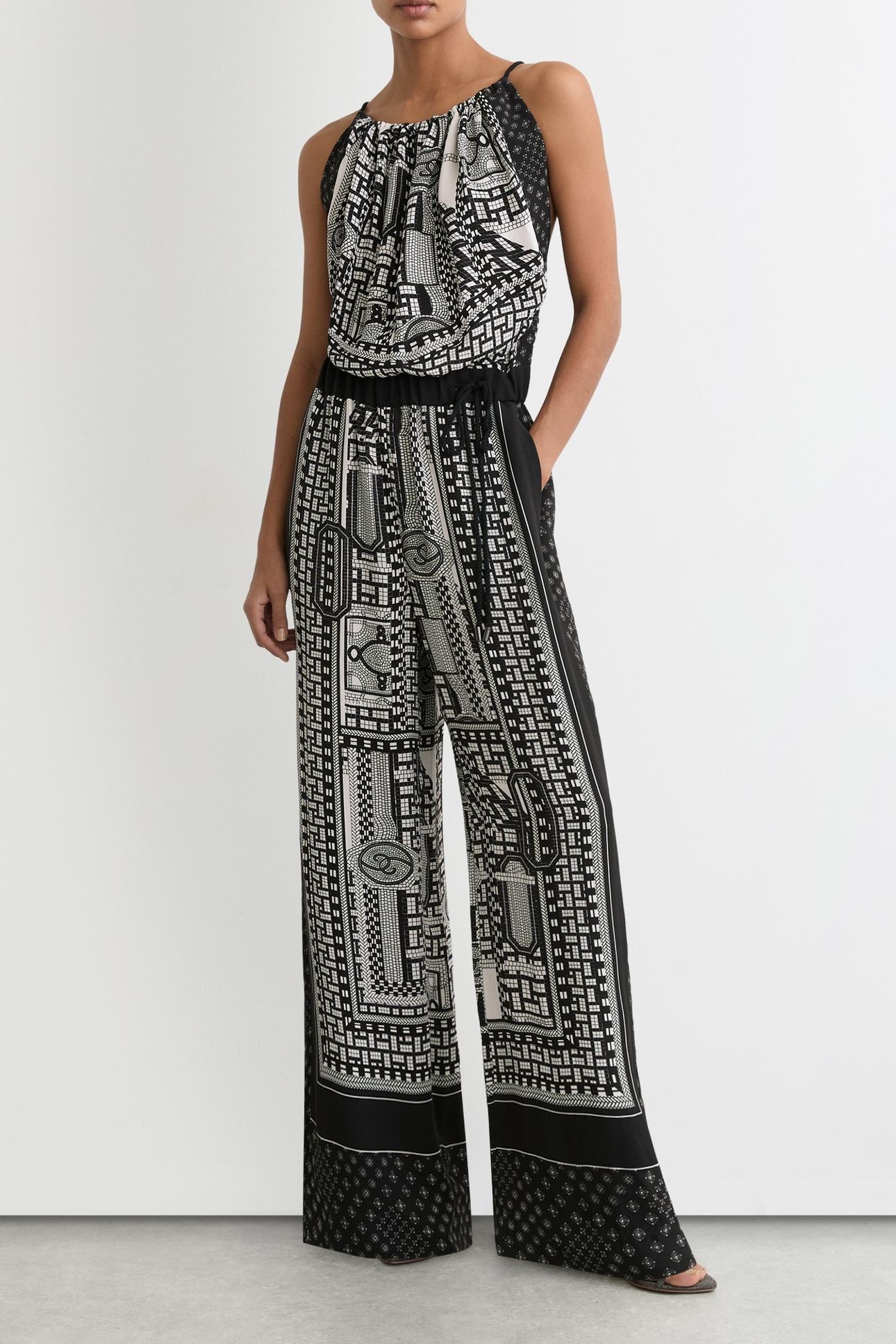 SCARF PRINT JUMPSUIT BLACK/IVORY 1
