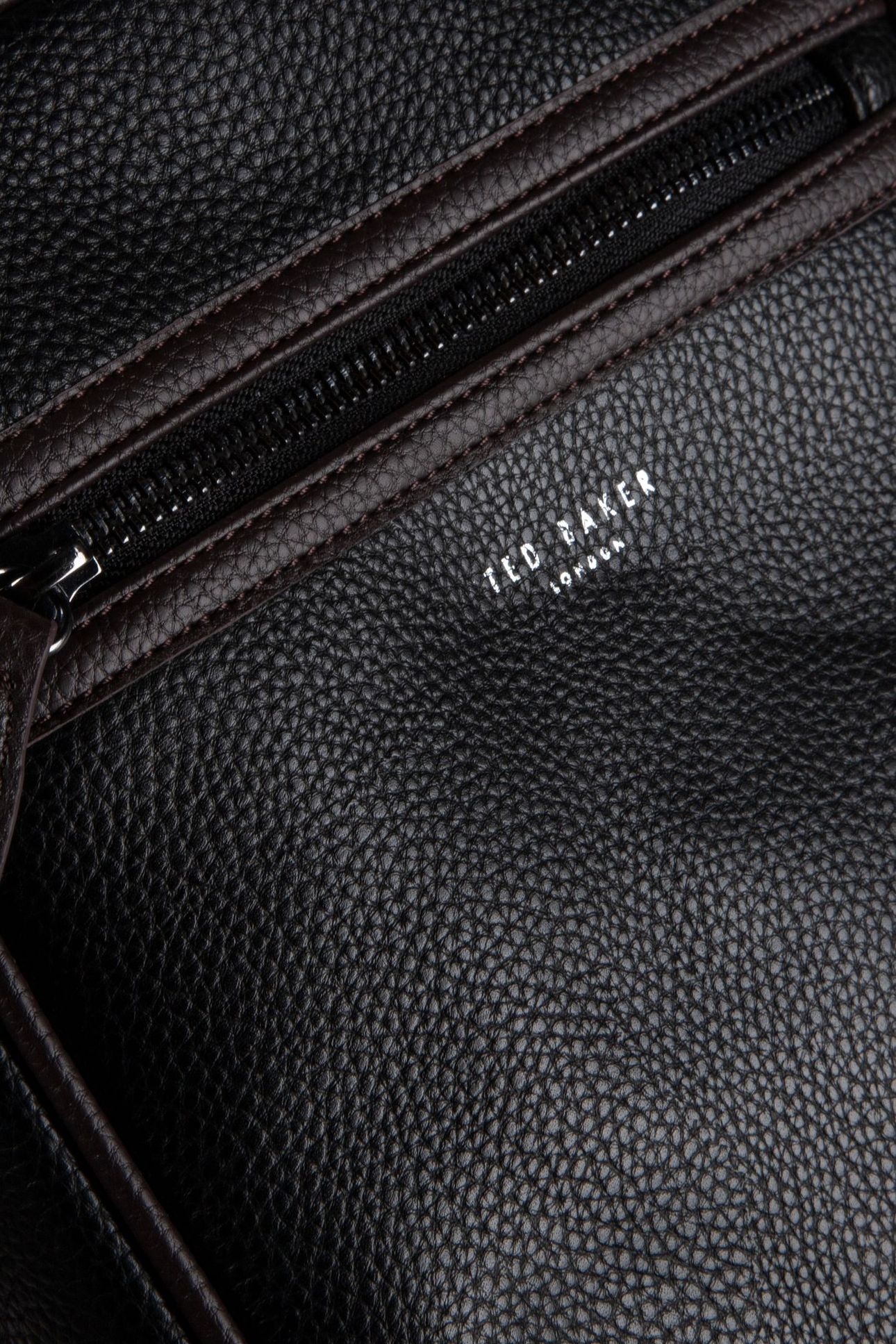 LANSTON PEBBLE PU FLIGHT BAG BLACK 4