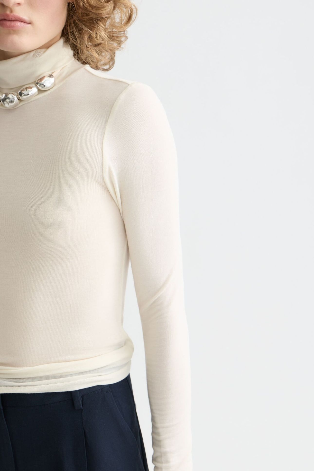 ROLL UP NECK LONG SLEEVE T-SHIRT OFF WHITE 6