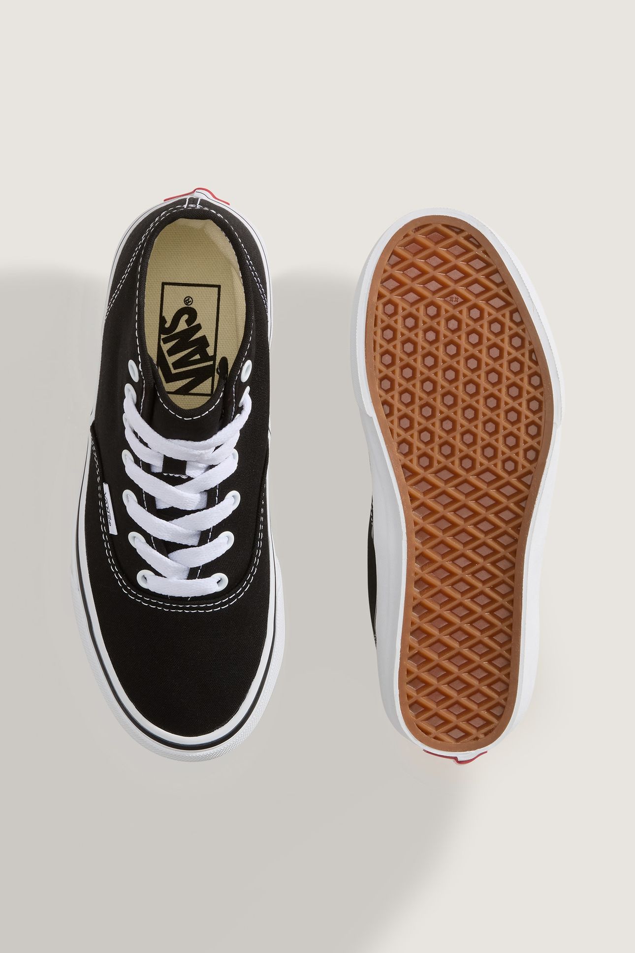 JUNIOR AUTHENTIC HI 2.0 BLACK/TRUE WHITE 5