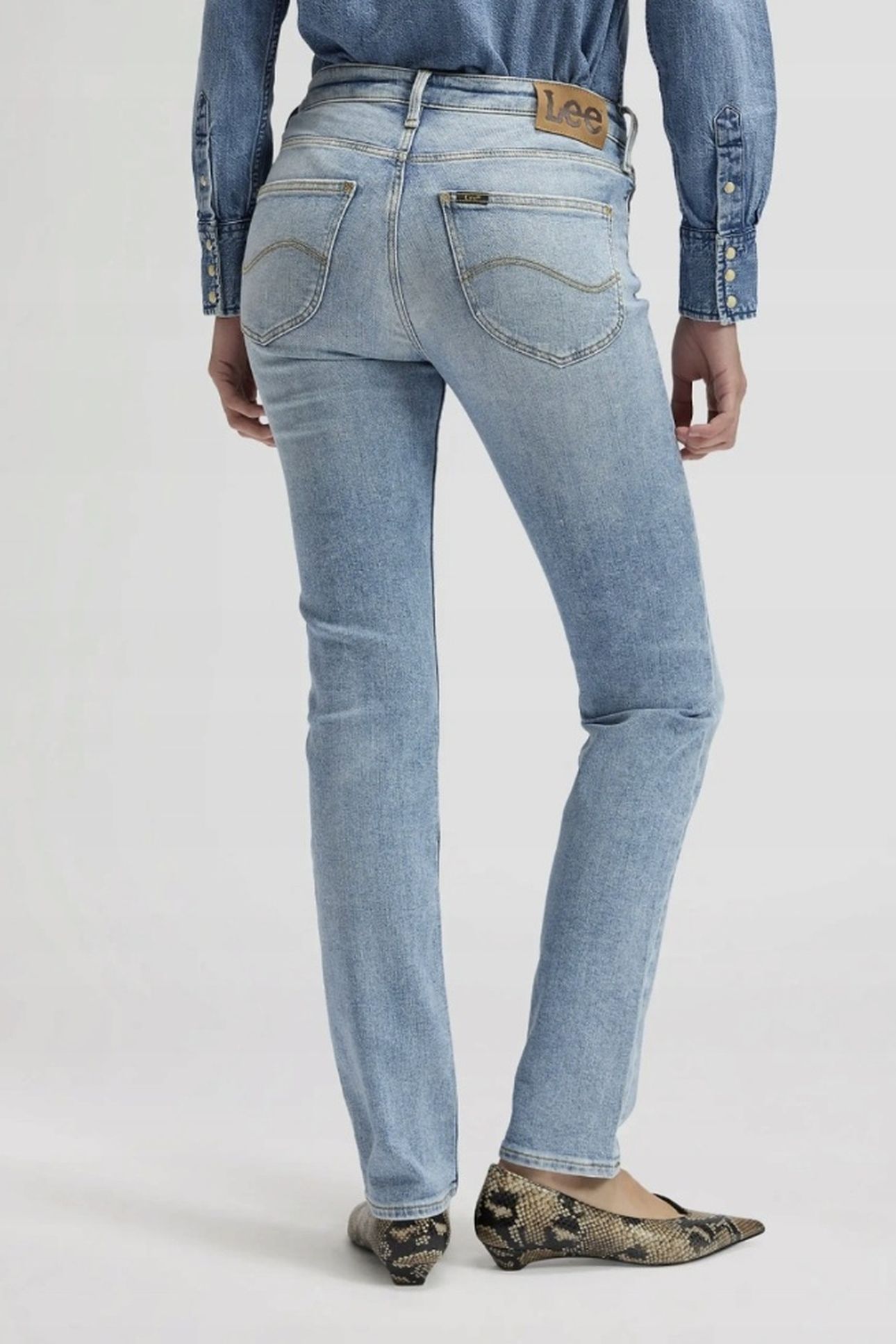 ELLY LIGHT APPROACH SLIM STRAIGHT JEANS DENIM BLUE 2