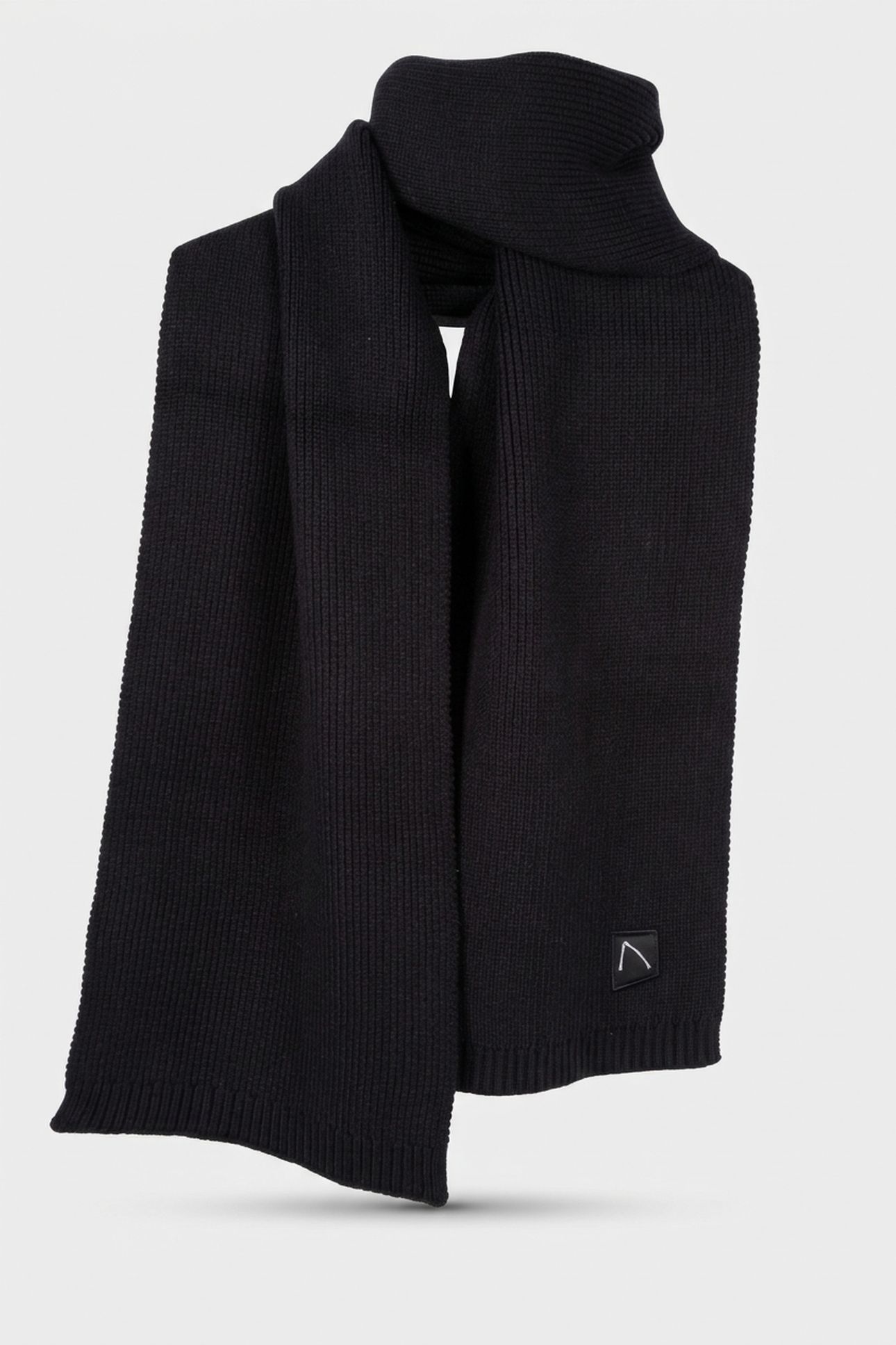 STUBAI SCARF BLACK 3