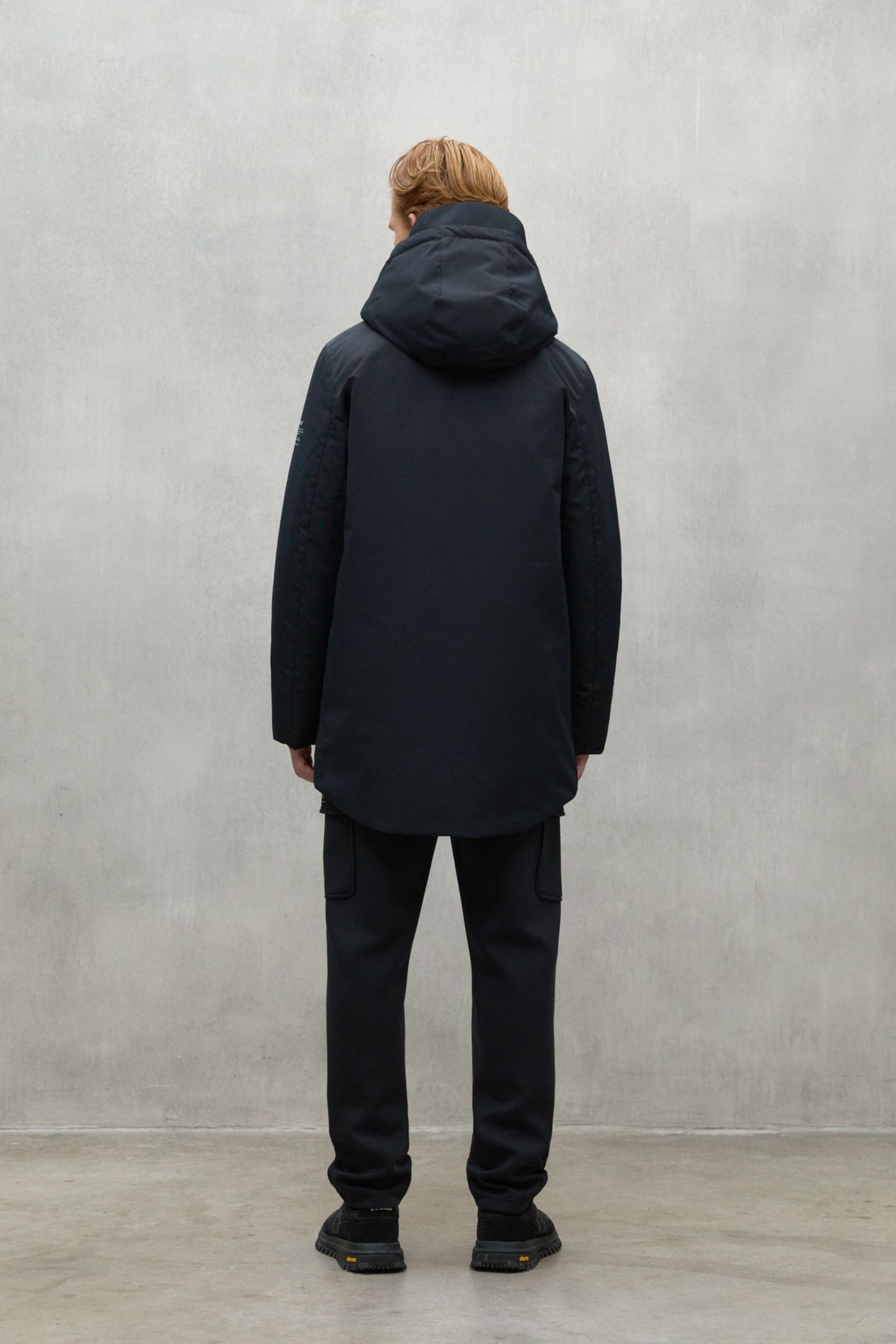 PARKOALF JACKET BLACK 2