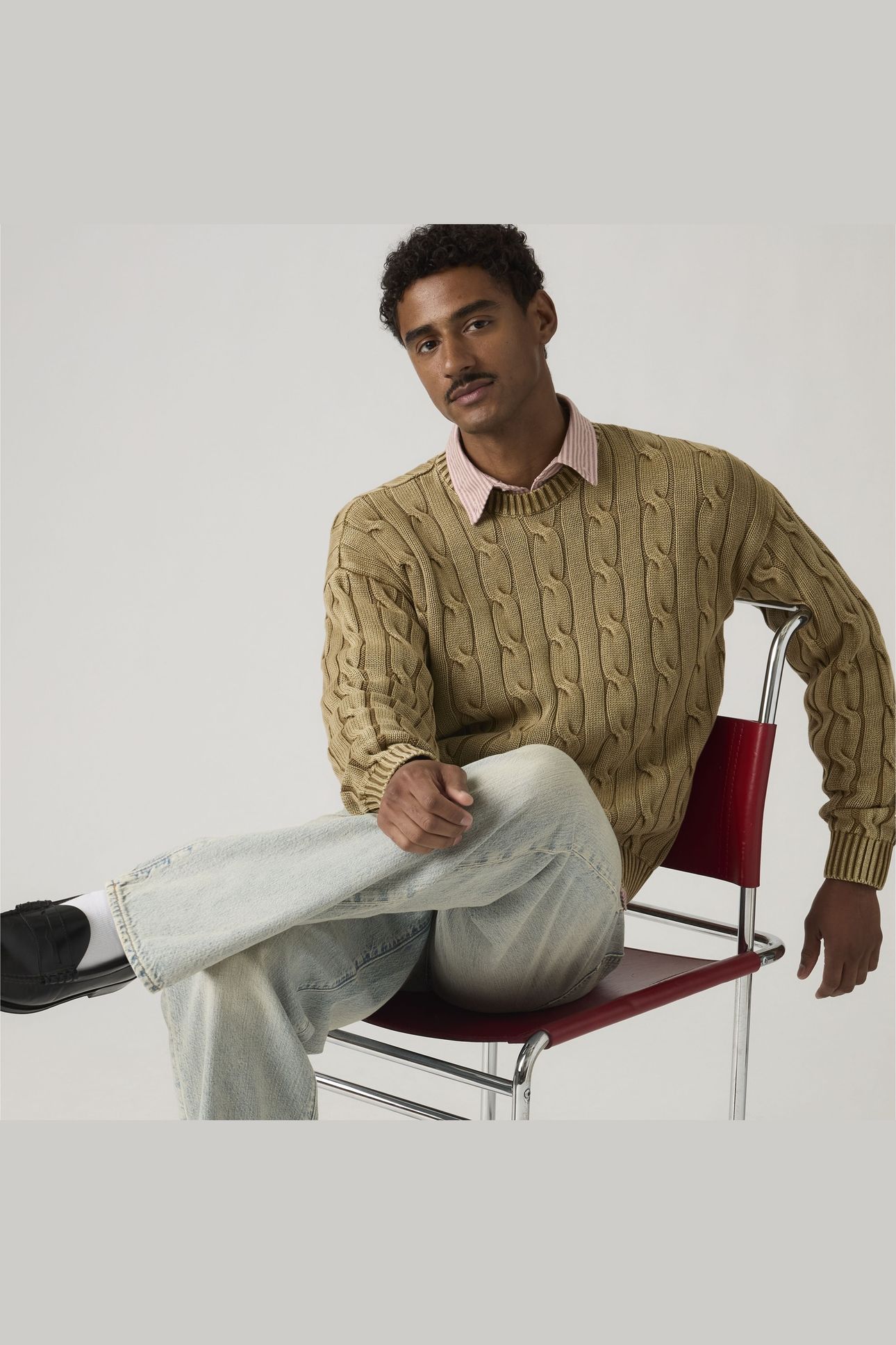 CARMEL CABLE CREWNECK SWEATER 4