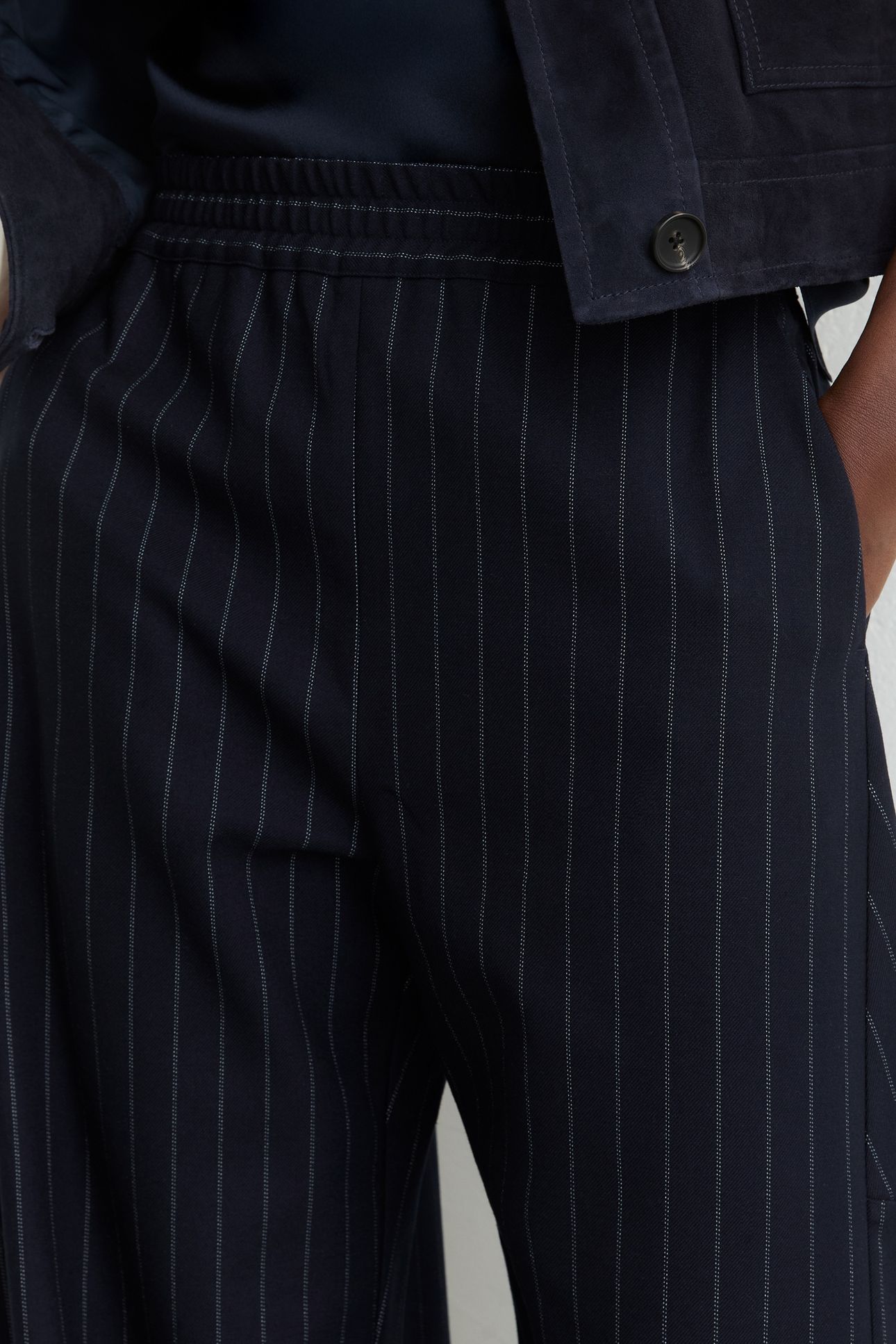 BARREL LEG PINSTRIPE TROUSER NAVY 7