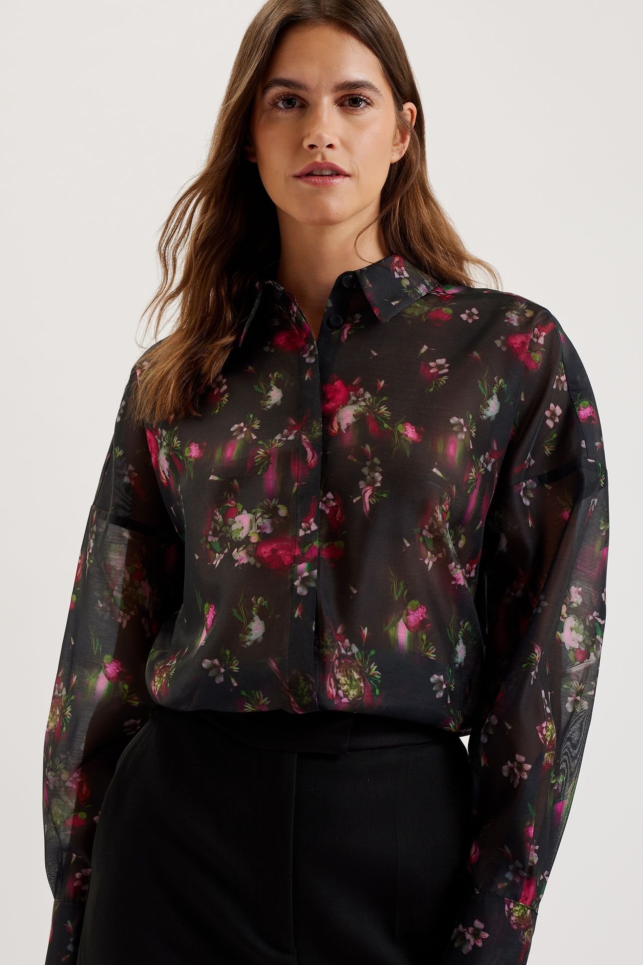 ATUEL OVERSIZED PRINTED LONG SLEEVE BLACK 1