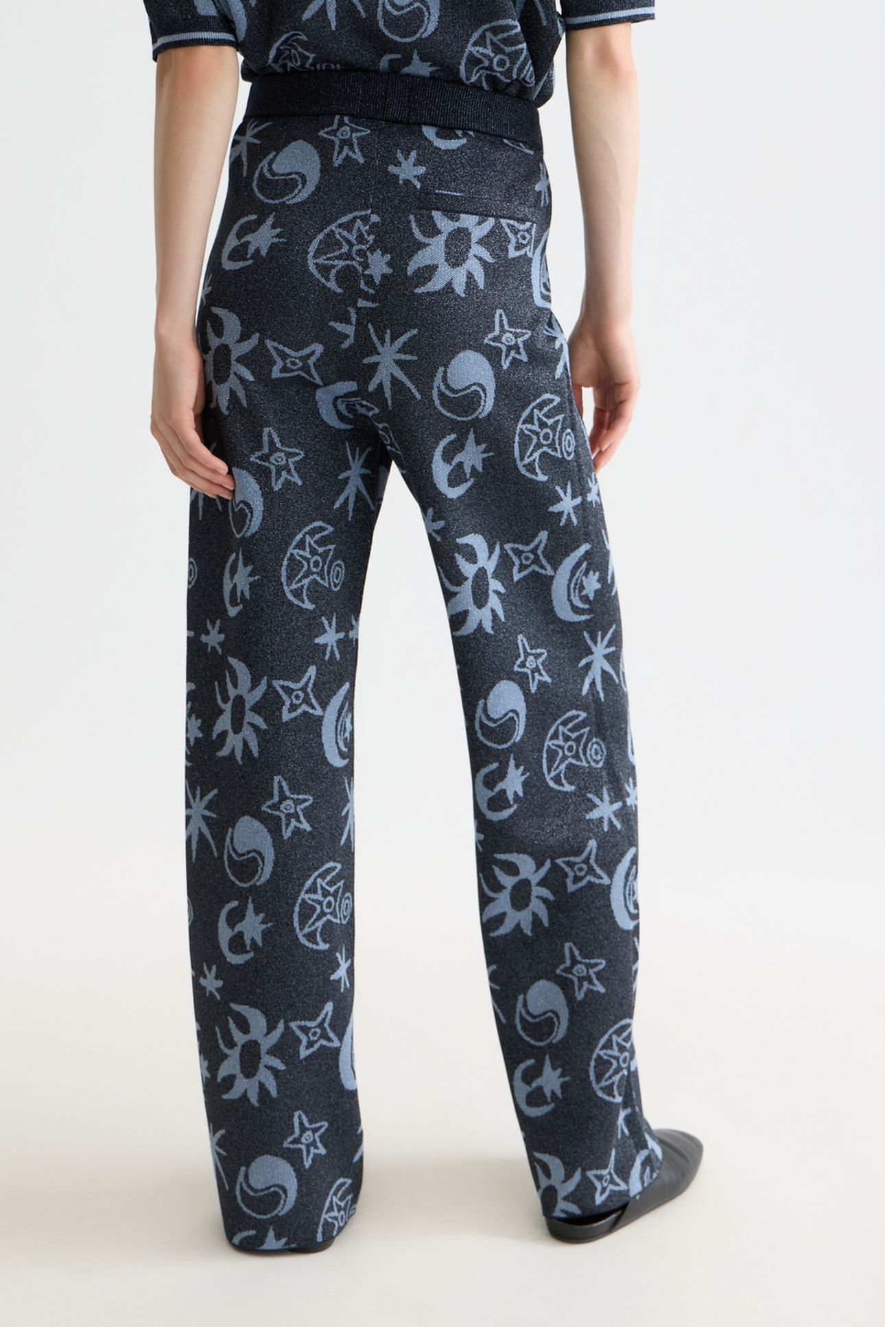 JACQUARD KNITTED TROUSERS COSMIC SKY SPACED CARBON 2