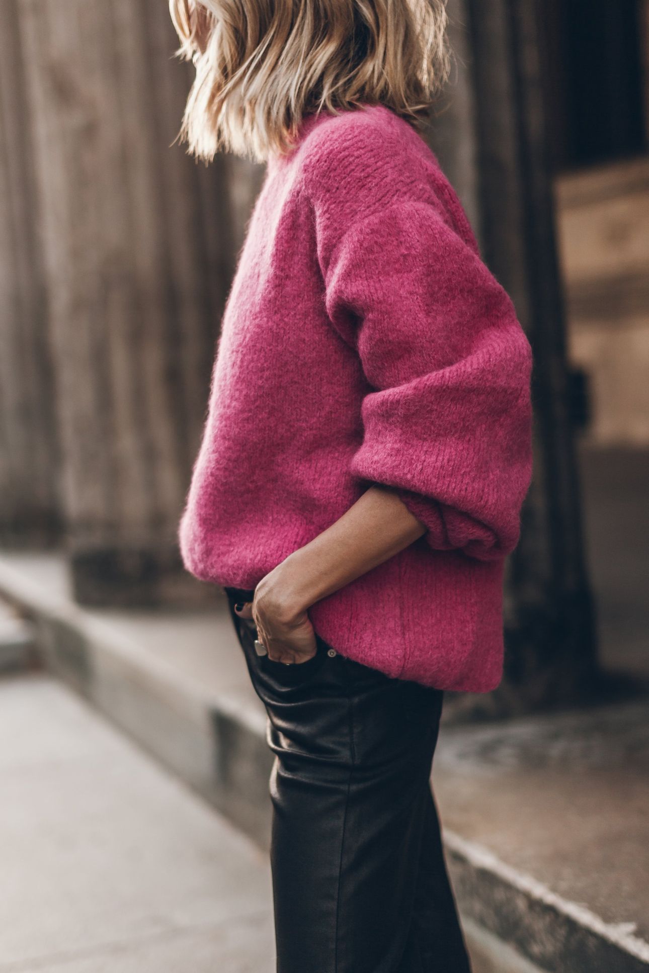 THE PINK FLUFFY ALPACA KNIT SWEATER 2
