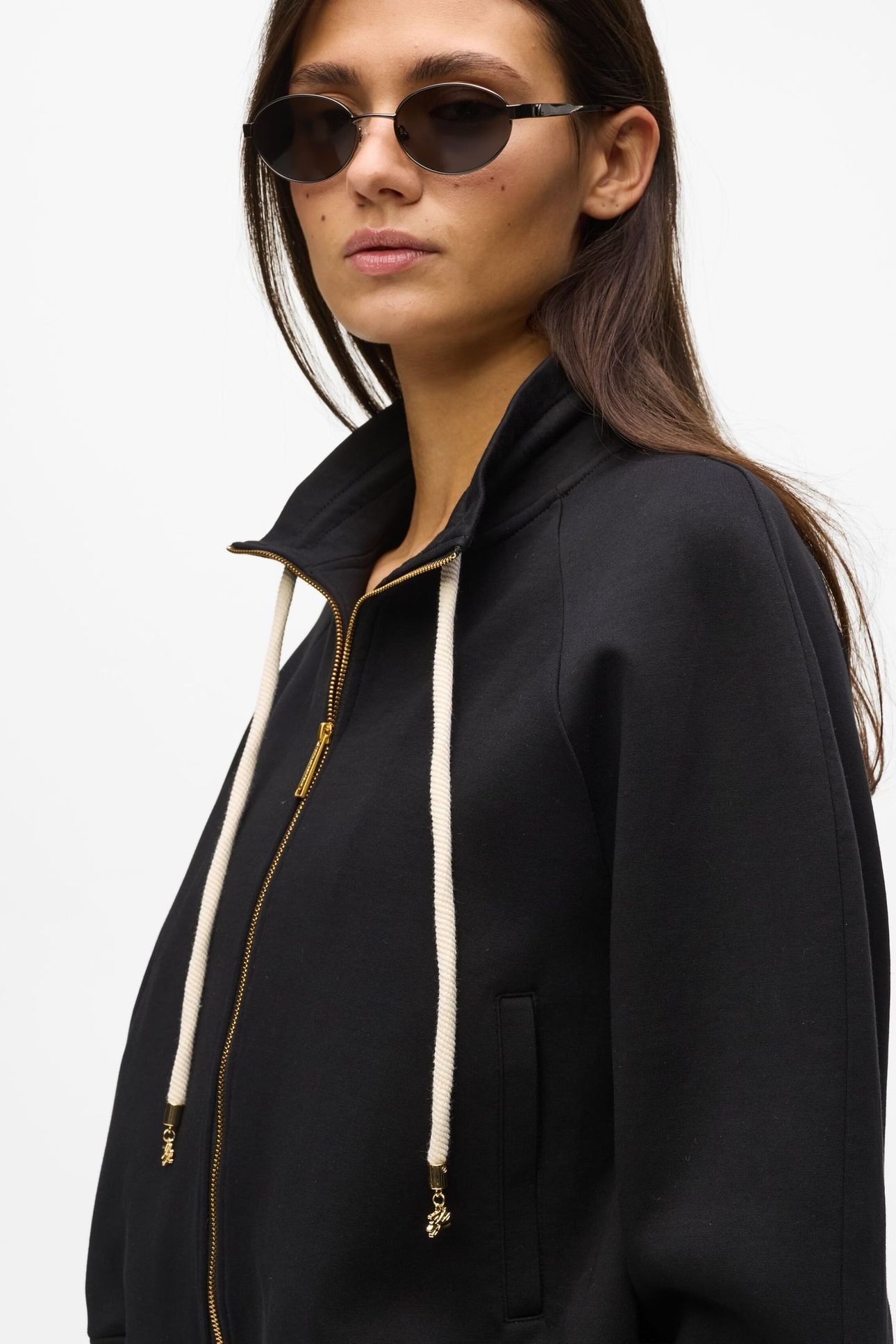ROPE LOGO ZIP UP BLACK 6