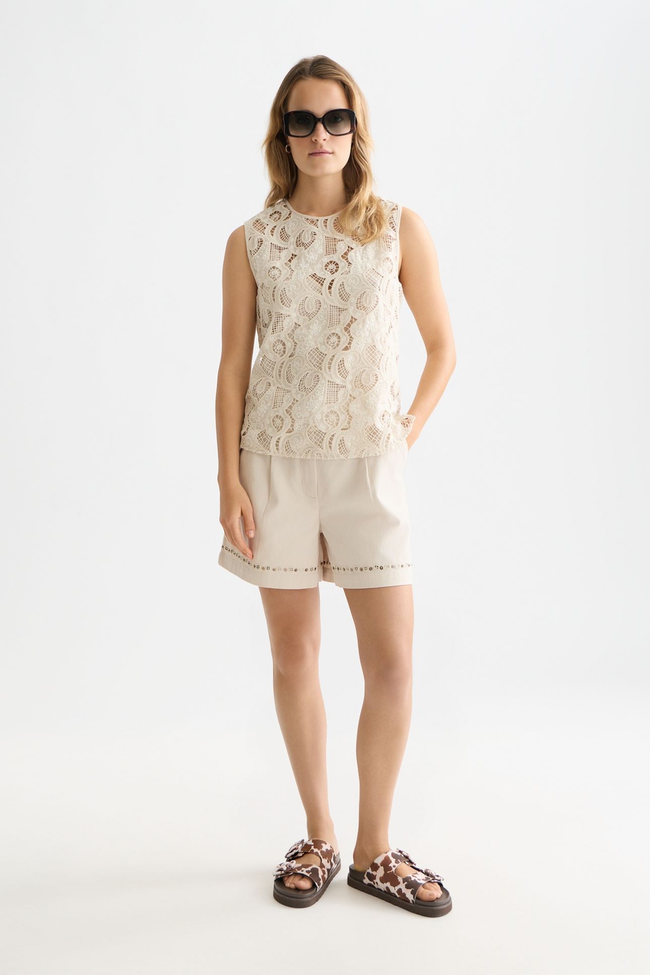 FLAME EMBROIDERY TOP FOG 3