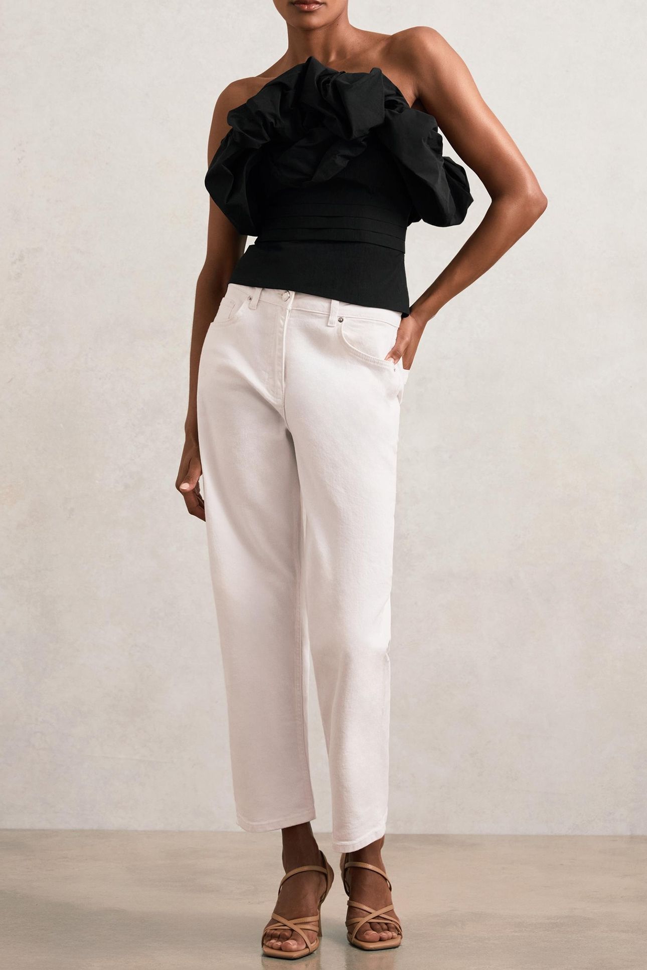 SCULPTURAL BANDEAU TOP BLACK 4