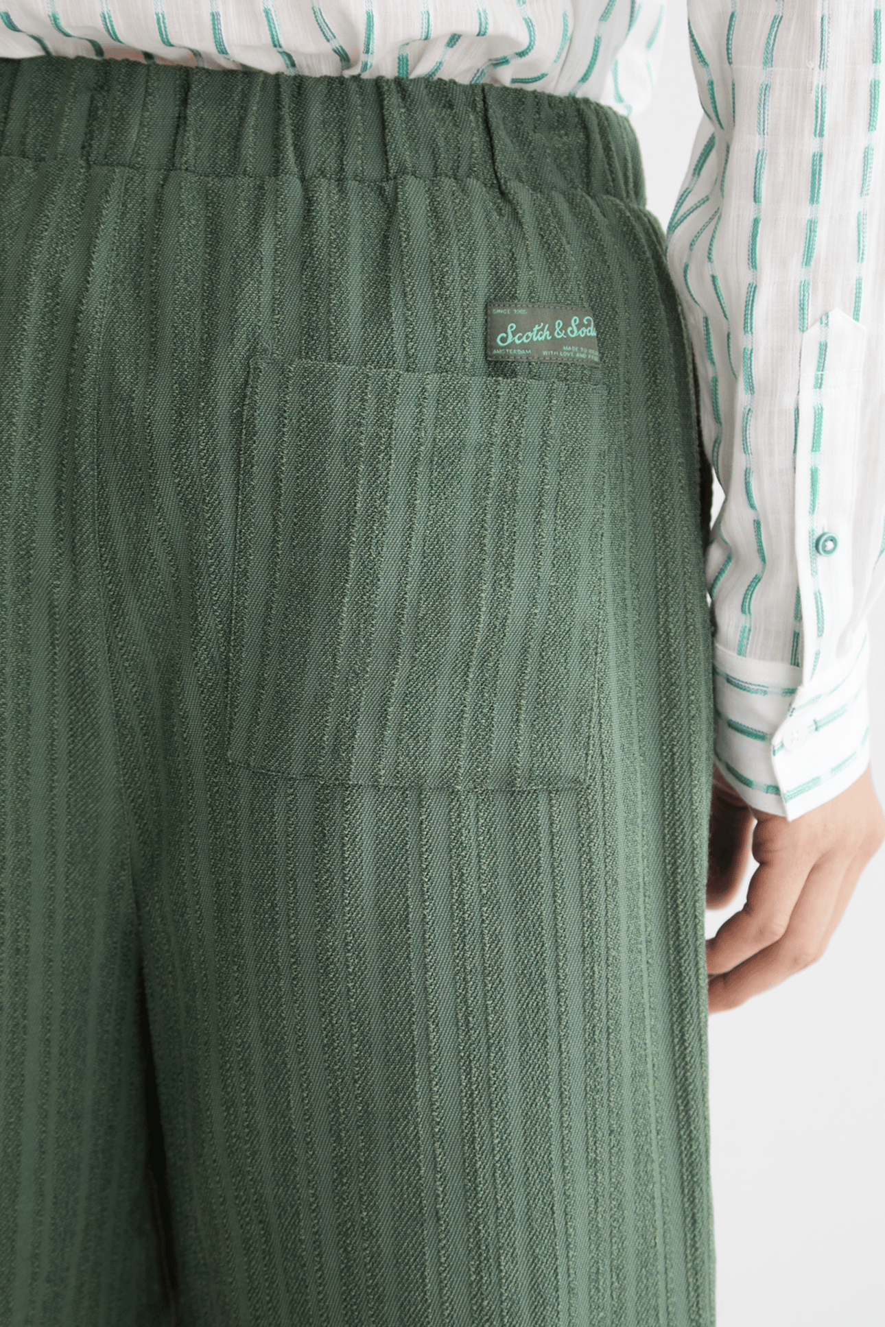 FAVE - TONAL STRIPED REGULAR FIT BERMUDA SHORTS THYME 7