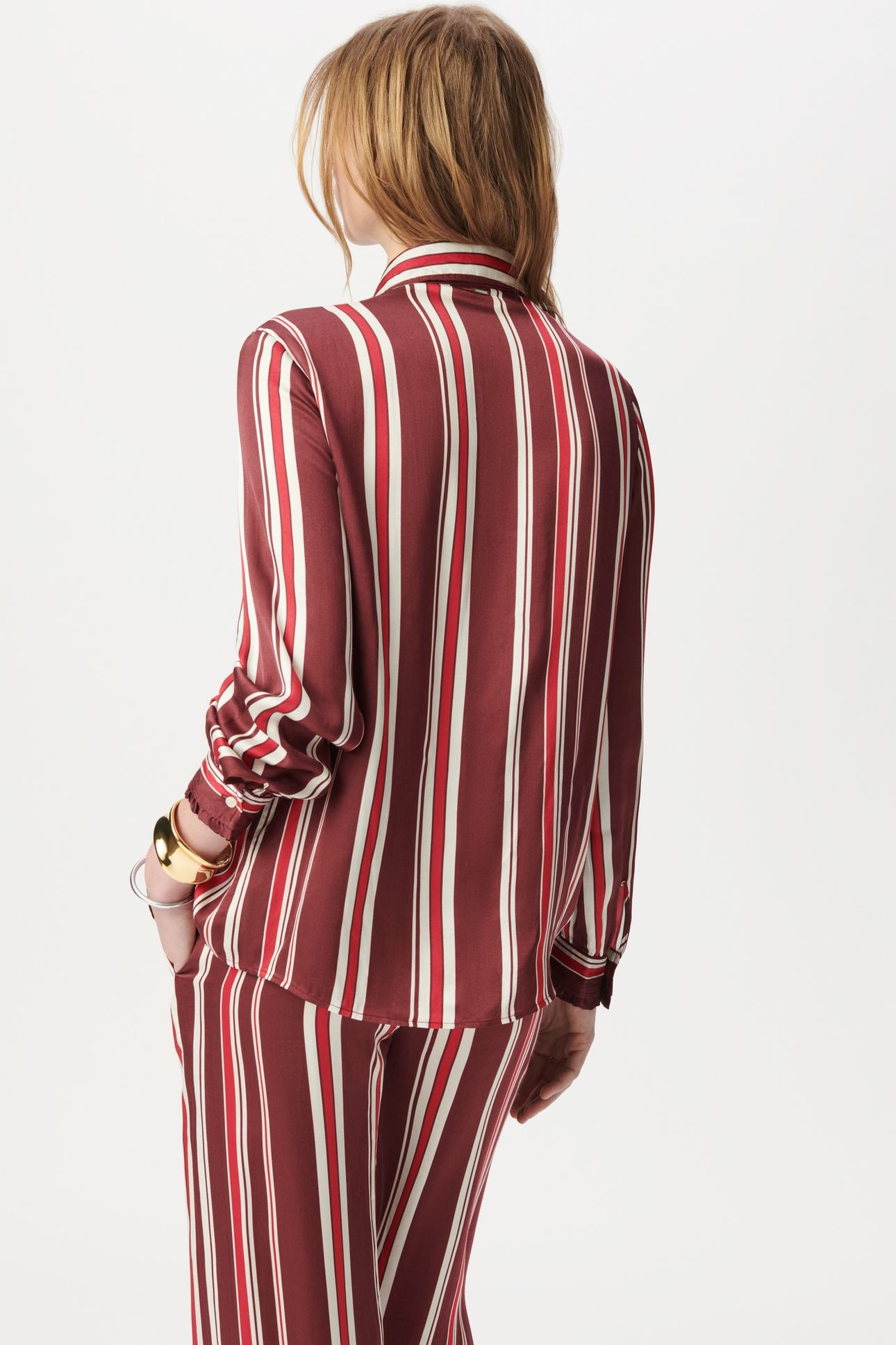 BURGUNDY STRIPED NECK TIE SHIRT 2