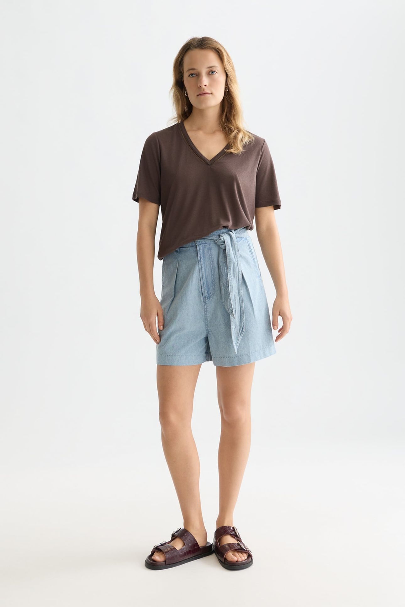 LIGHTWEIGHT INDIGO SHORT SHINE A LIGHT 3