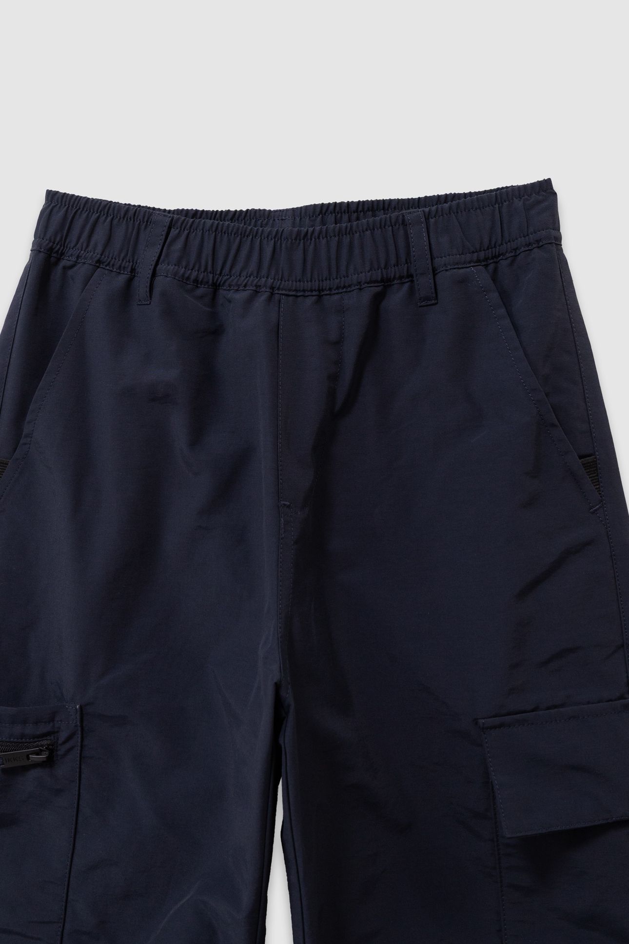 BOYS’ NAVY NYLON CARGO-STYLE JOGGERS 4