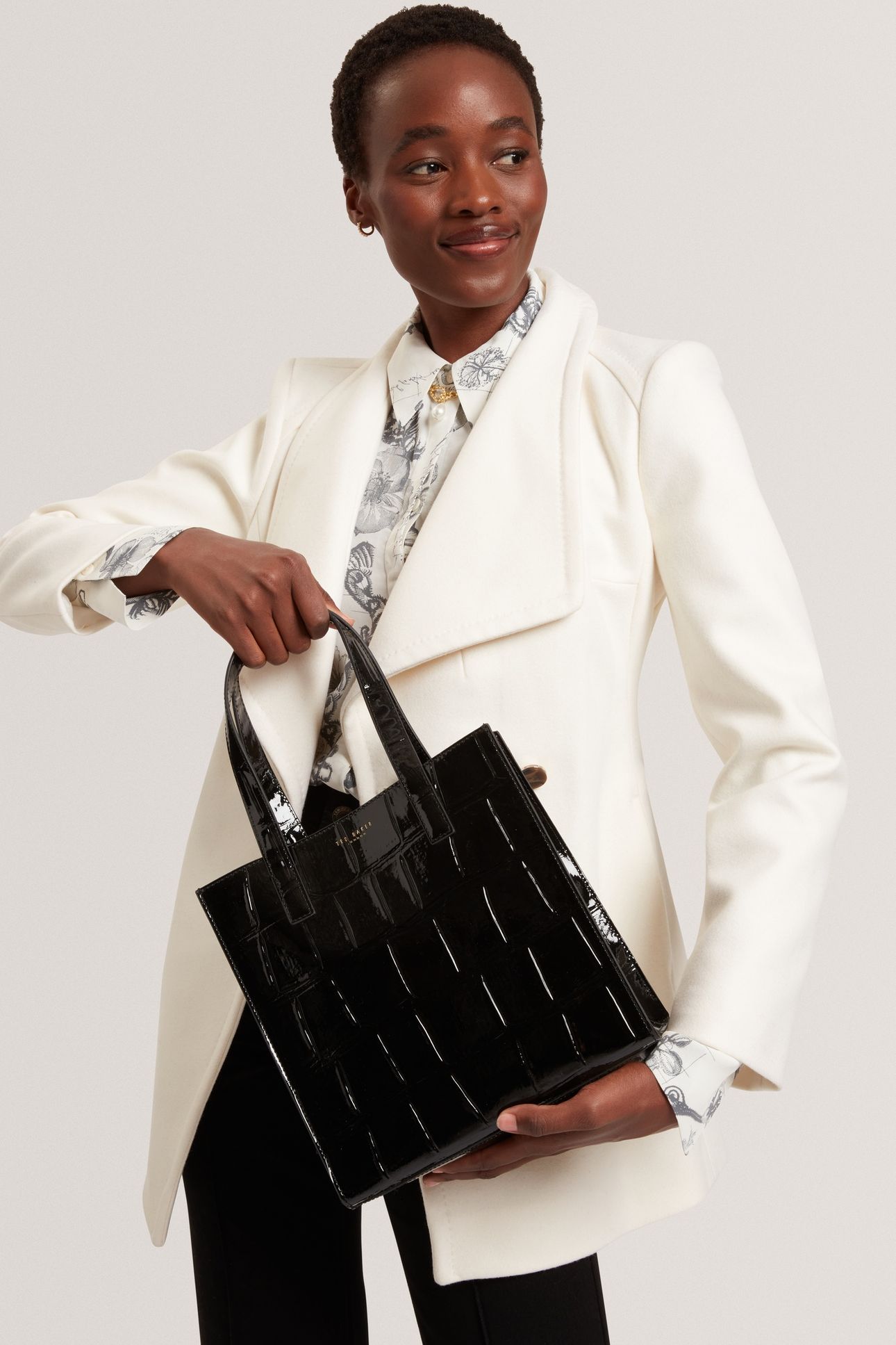 CROC EFFECT SMALL ICON BAG BLACK 1