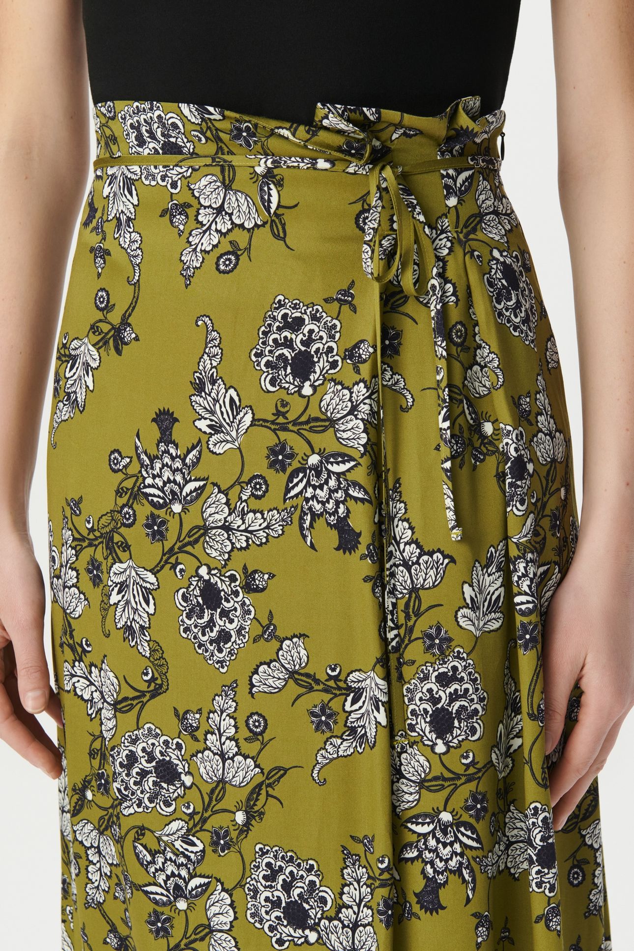 GREEN MIDI SKIRT WITH FLORAL PRINT 6