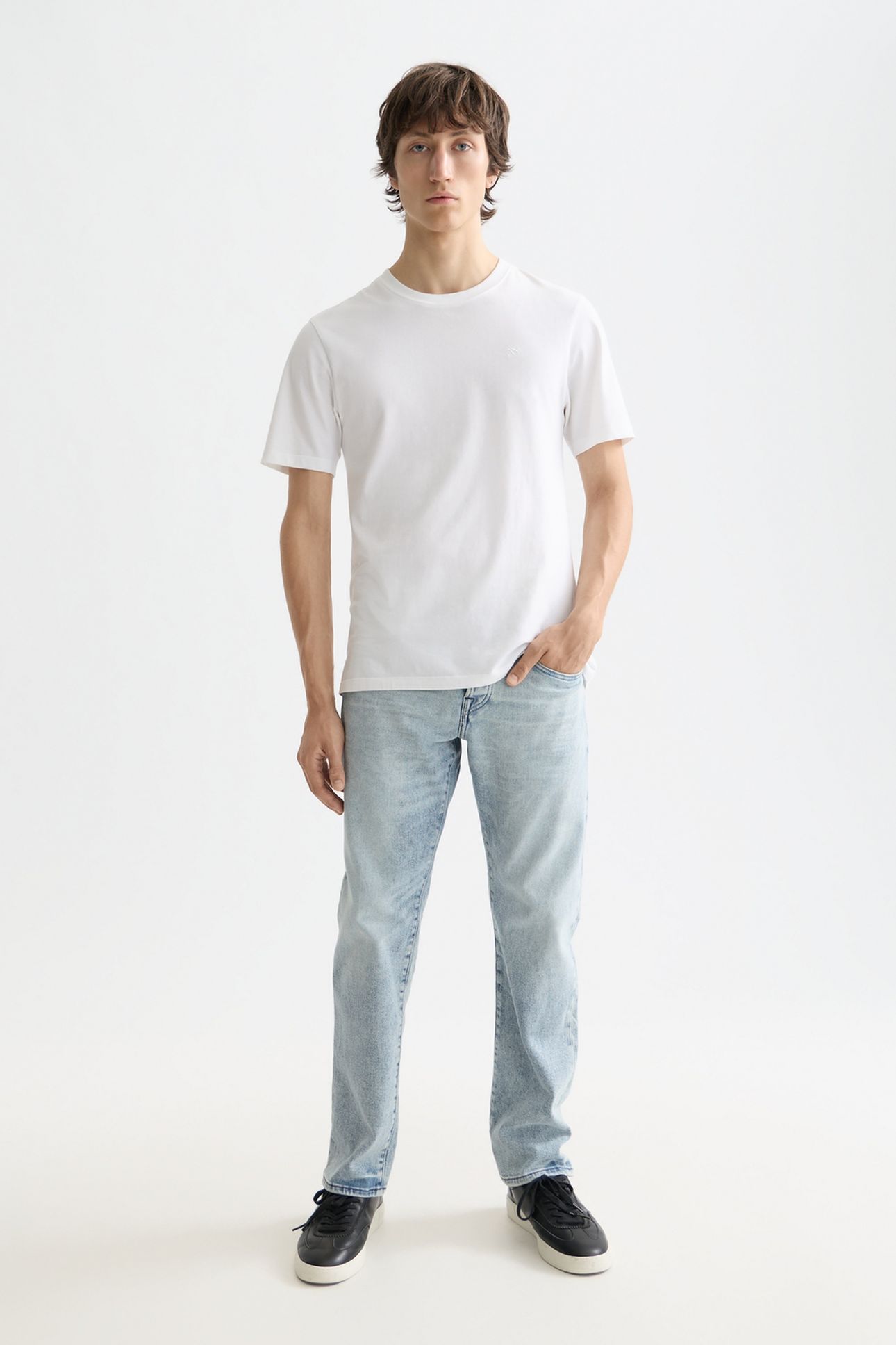 CHEST LOGO REGULAR-FIT T-SHIRT WHITE TRADITIONAL 1