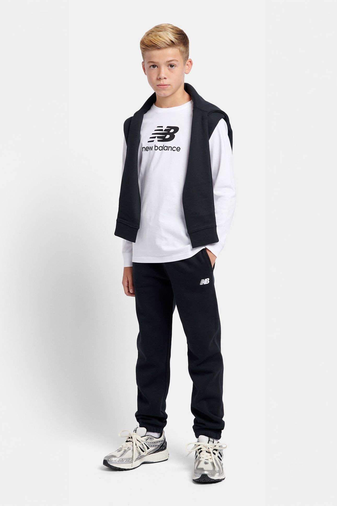 BOYS BRUSH BACK SMALL LOGO JOGGER BLACK 6