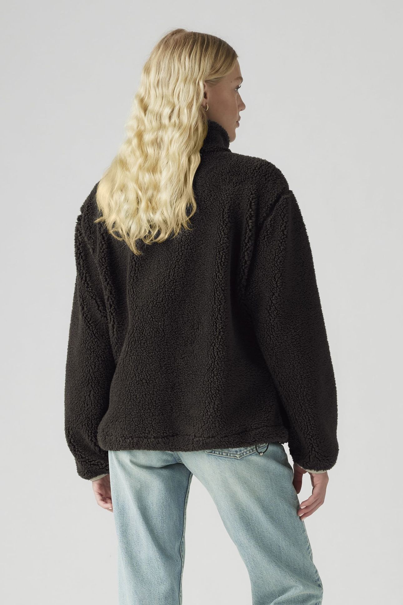 VALLEY SHERPA JACKET CAVIAR 2