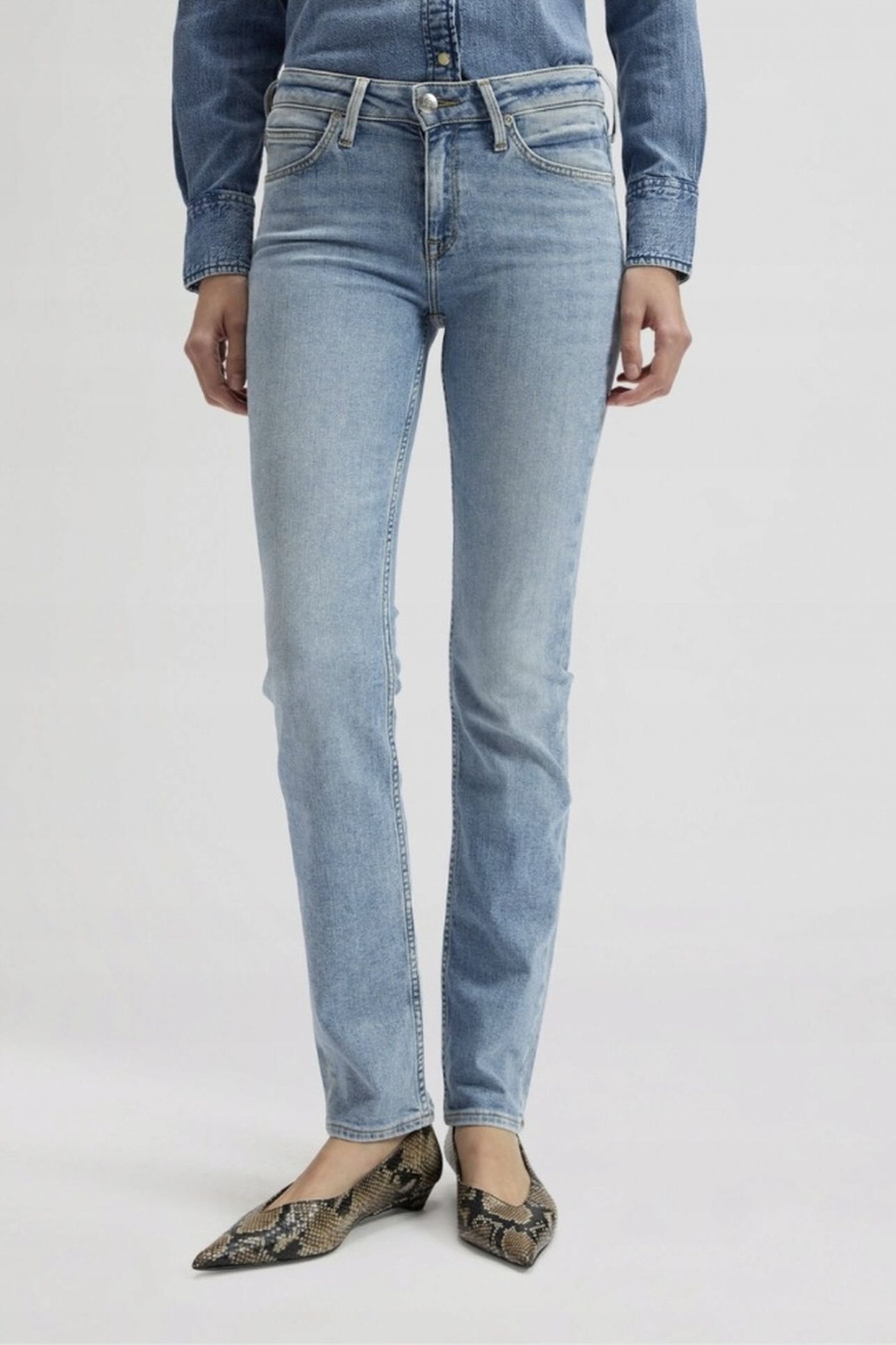 ELLY LIGHT APPROACH SLIM STRAIGHT JEANS DENIM BLUE 1