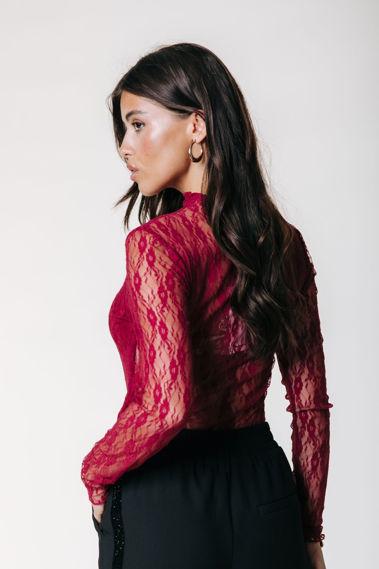 NOE LACE HIGH NECK TOP MERLOT RED 2