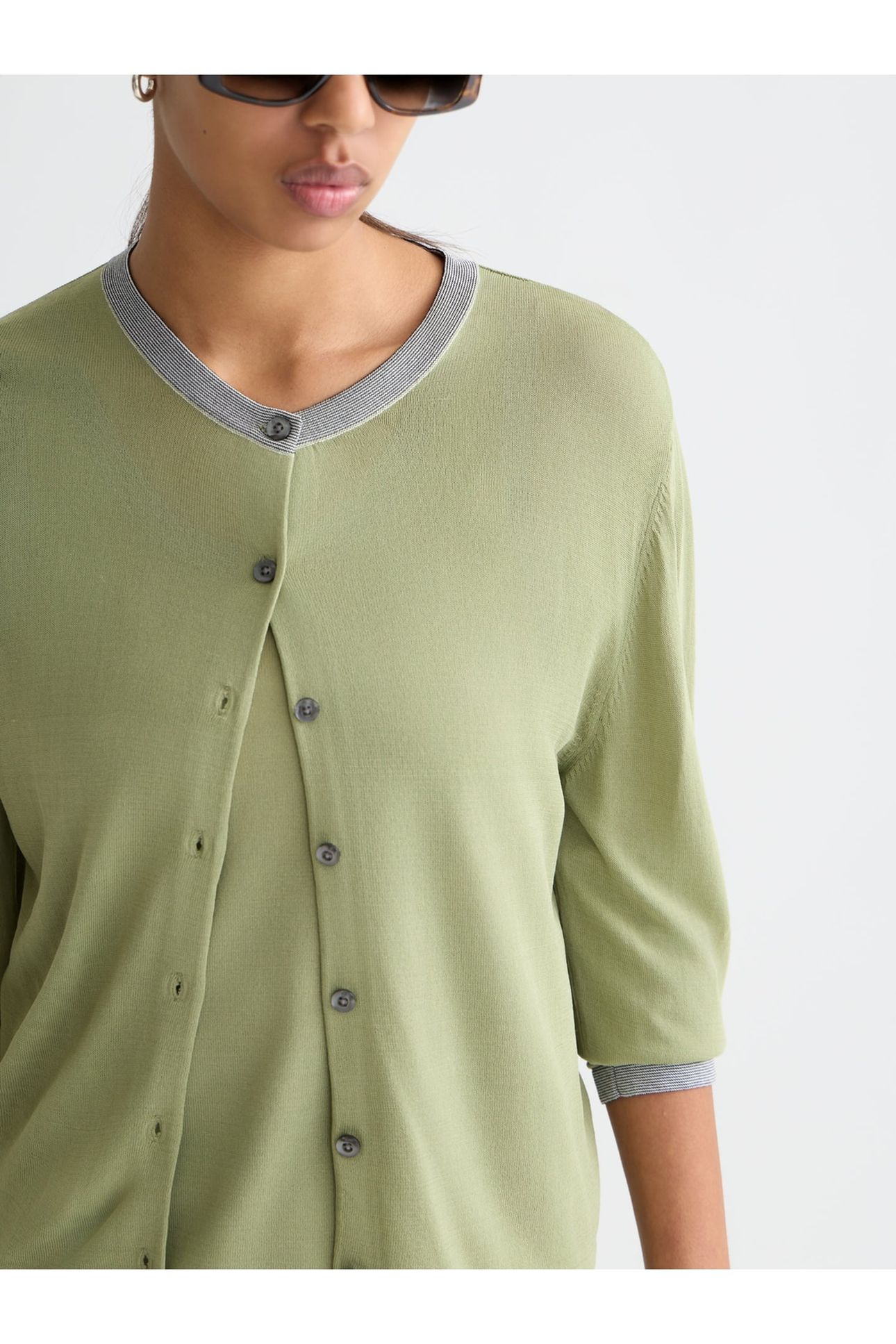 STRIPE TRIM RELAXED CARDIGAN OIL GREEN 6