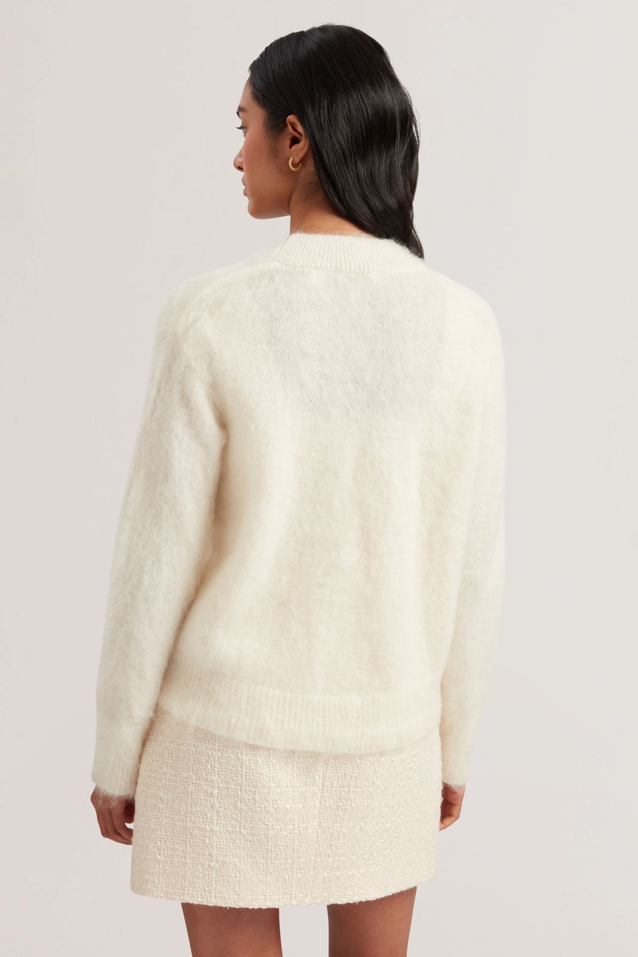ABEYYY ROSE BUTTON V NECK CARDIGAN IVORY 2