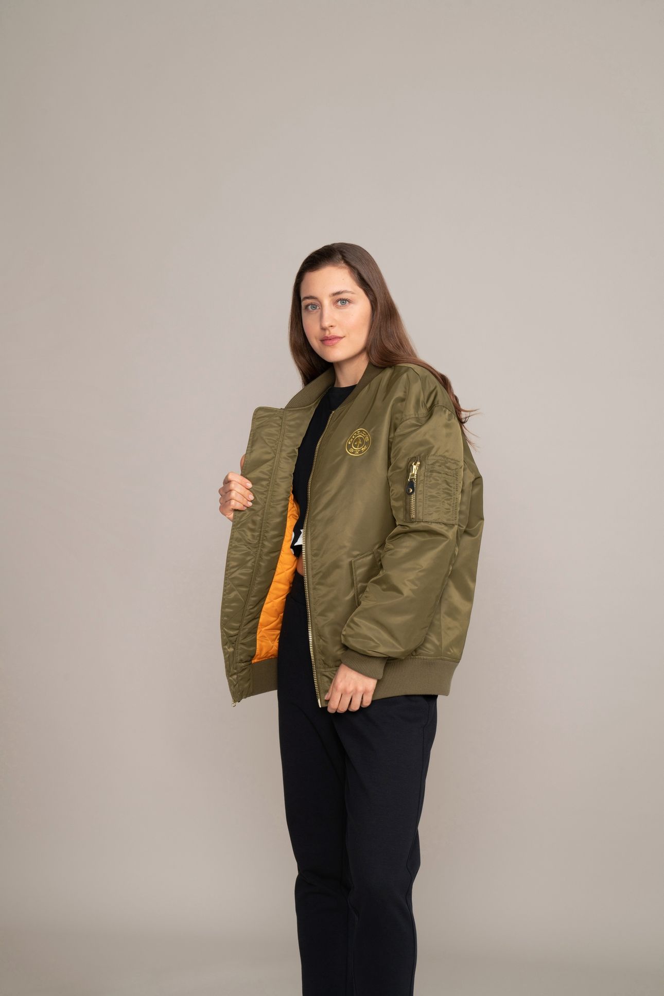 DAMEN WEIGHT PLATE BOMBER JACKET OLIVE 1