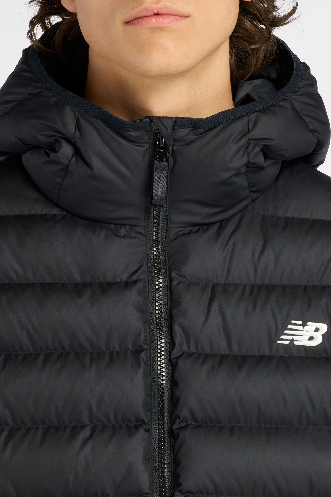 SPORT ESSENTIALS HOODED PUFFER BLACK 5