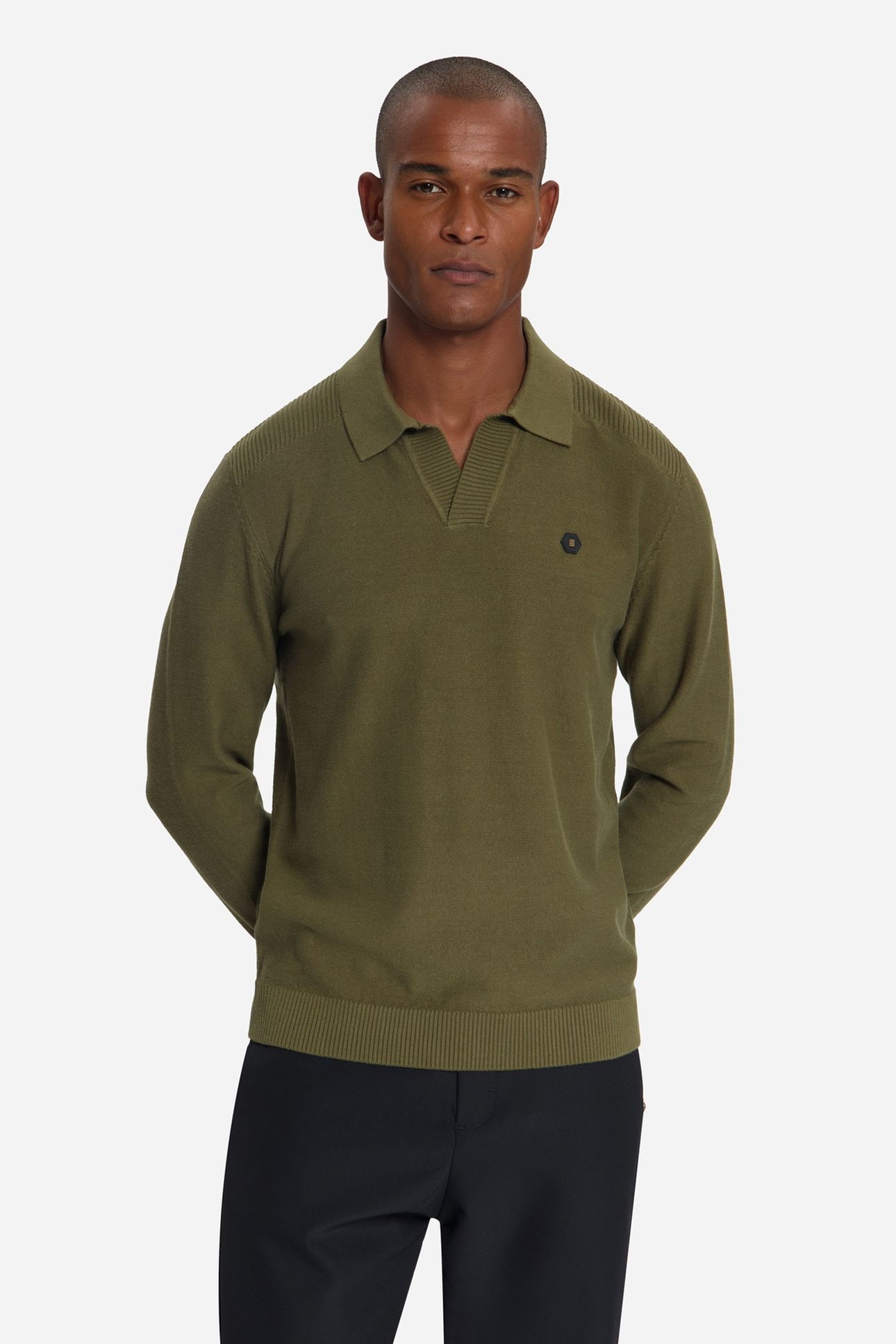 PULLOVER V-COLLAR SHOULDER DETAIL MOSS 1