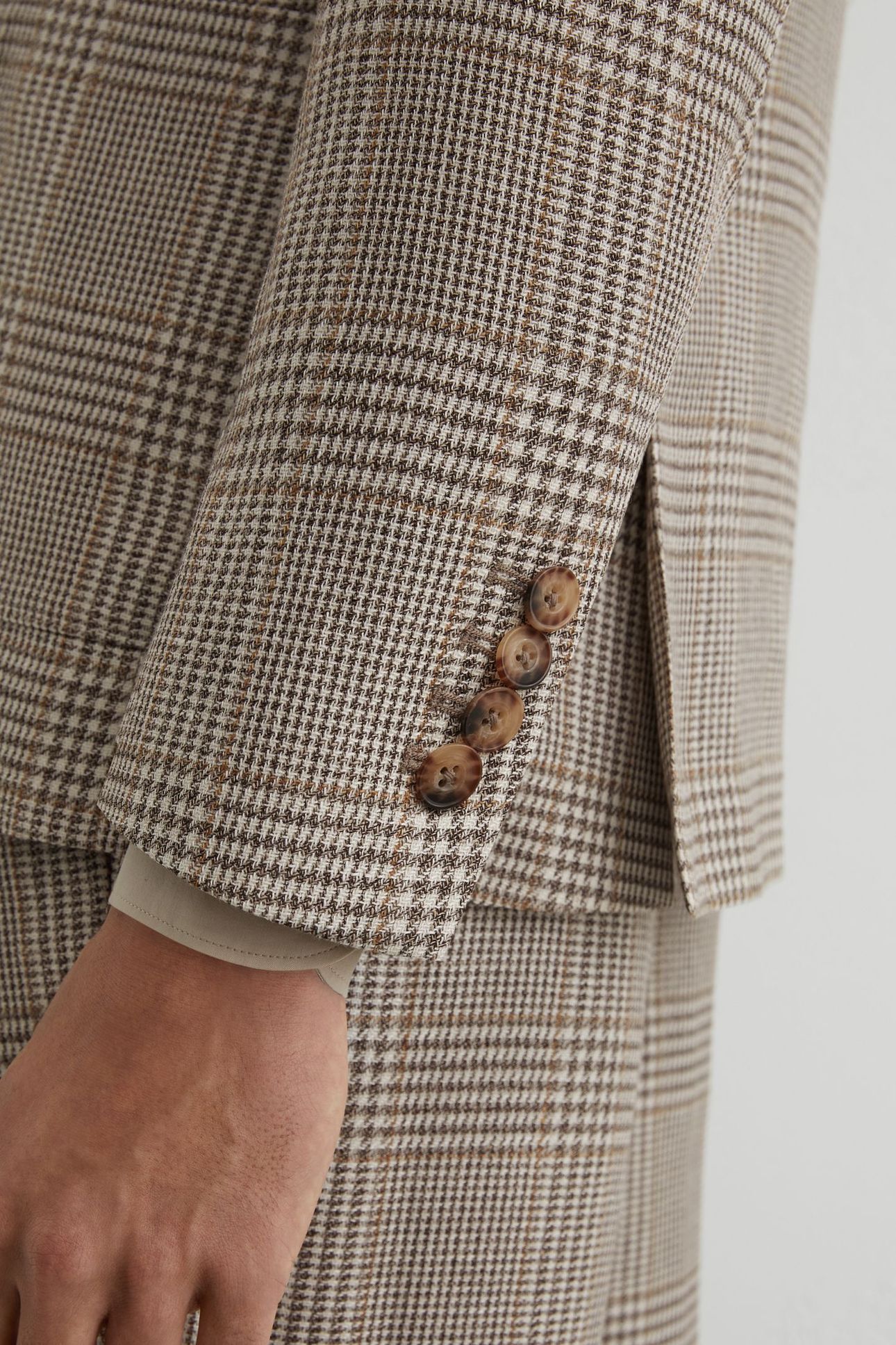 SB 2B NOTCH PRINCE OF WALES CHECK BLAZER OATMEAL BROWN 8