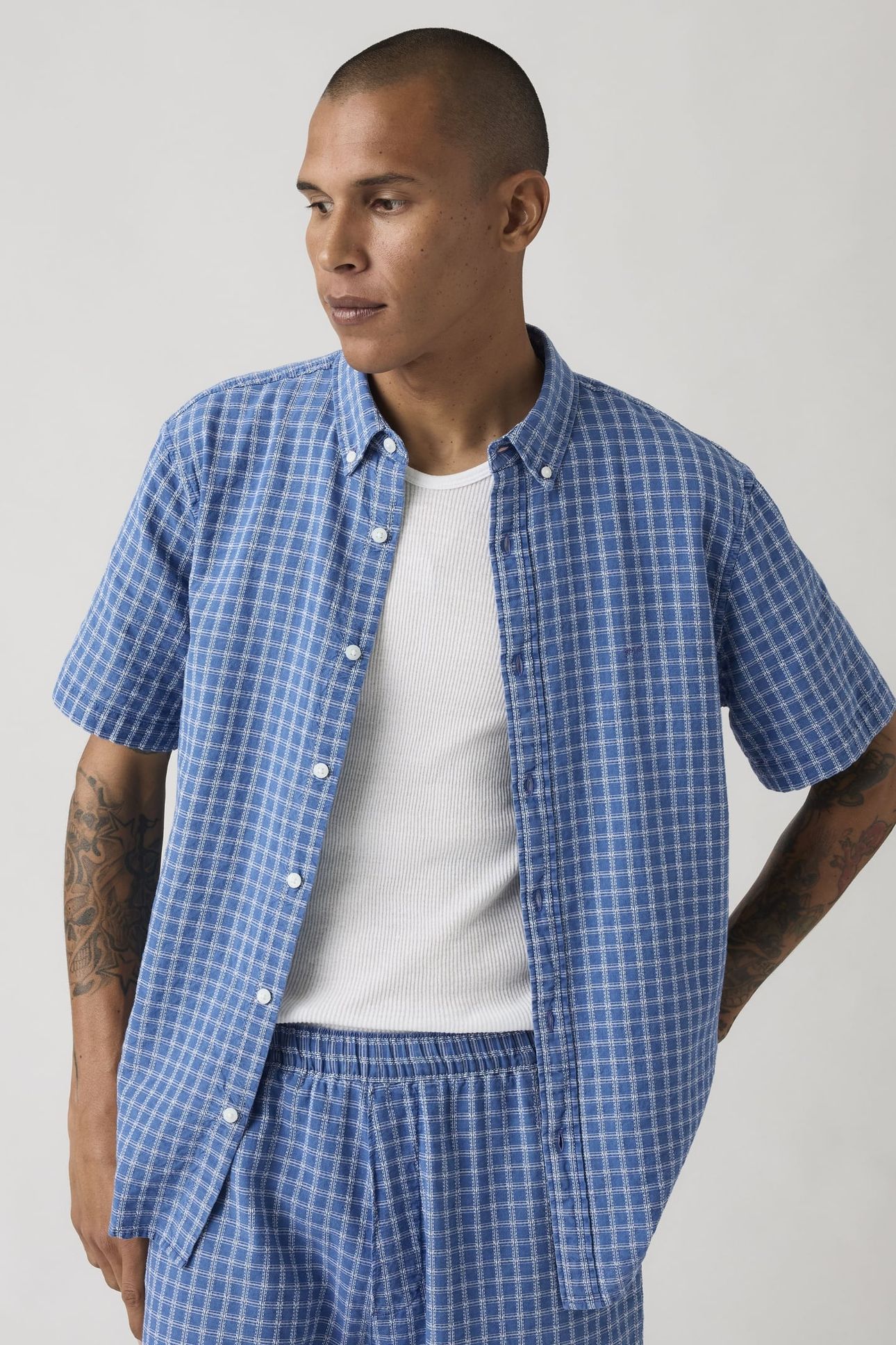 SHORT SLEEVE AUTHENTIC BUTTON-DOWN SHIRT 3
