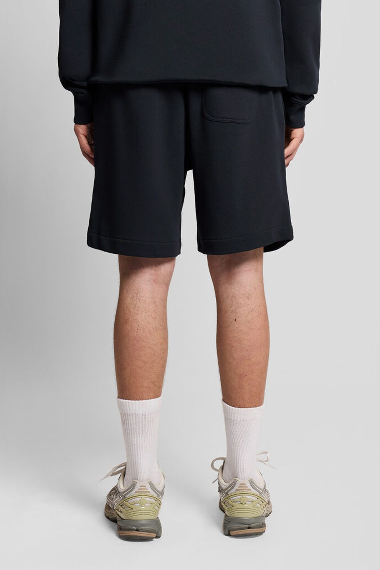 BORDERS LABEL GRAPHIC SWEATSHORT DARK NAVY 2