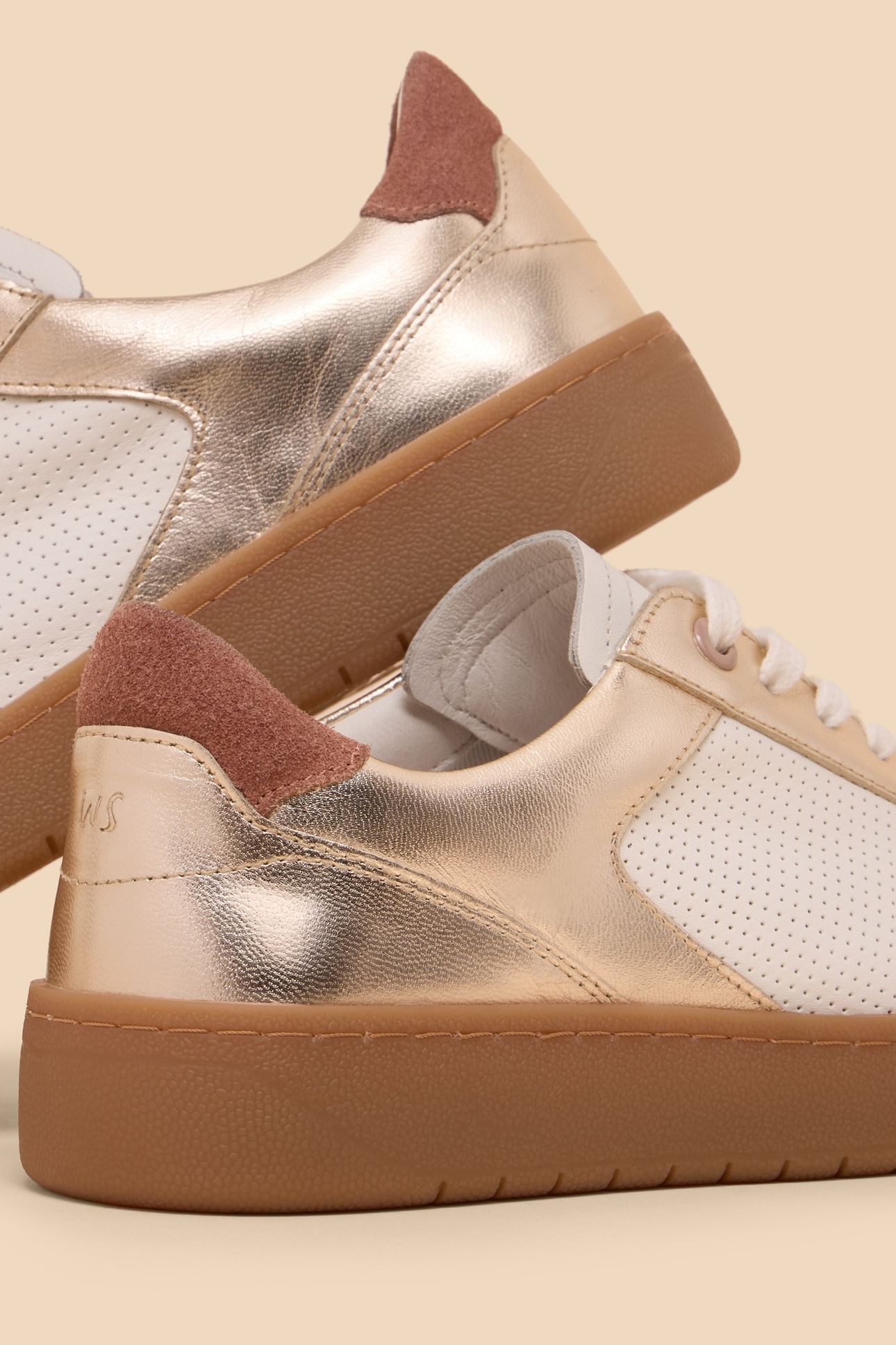 DAHLIA LEATHER TRAINER GLD TN MET 1