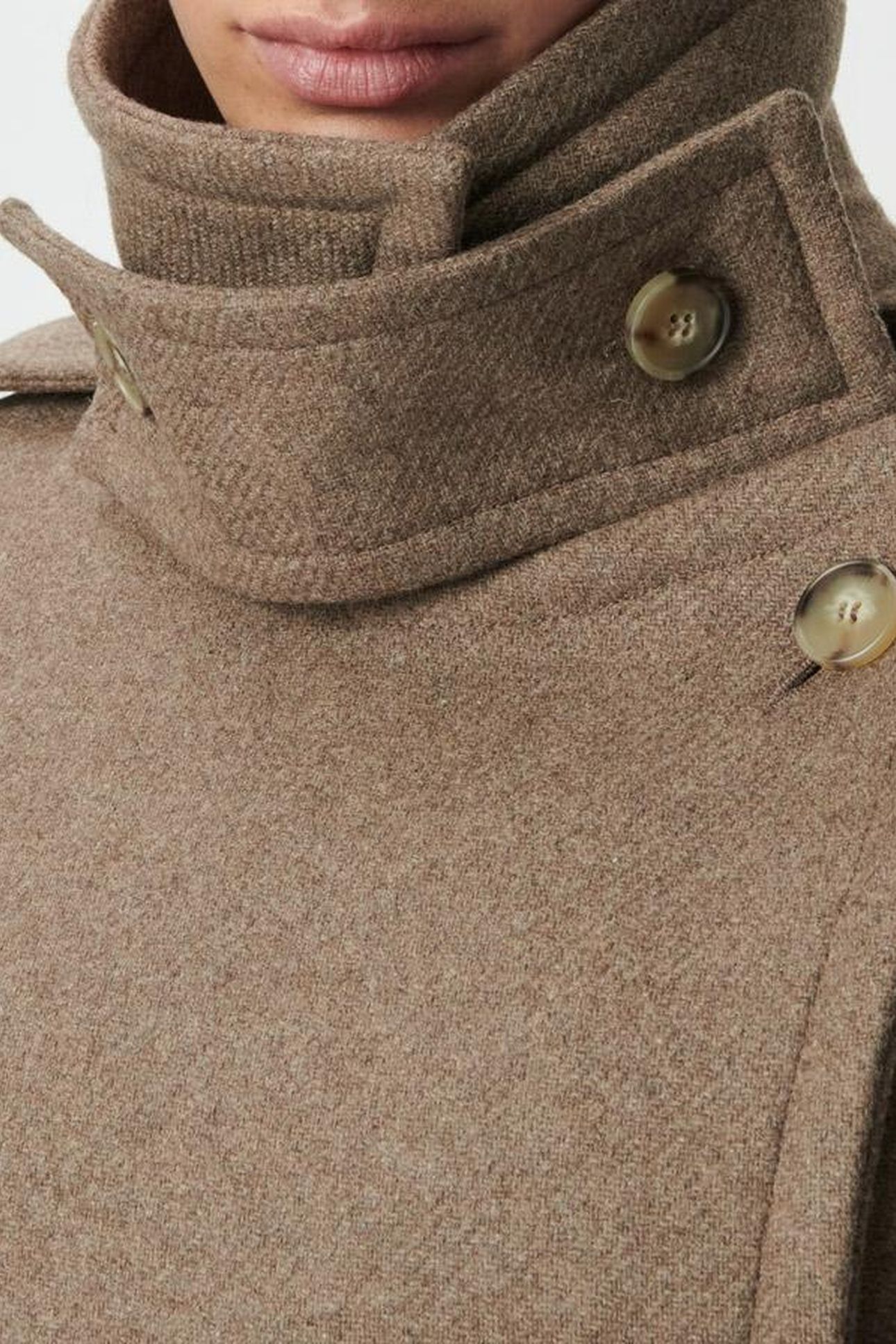 BEIGE WOOLCLOTH BELTED PEA-STYLE LONG COAT 8