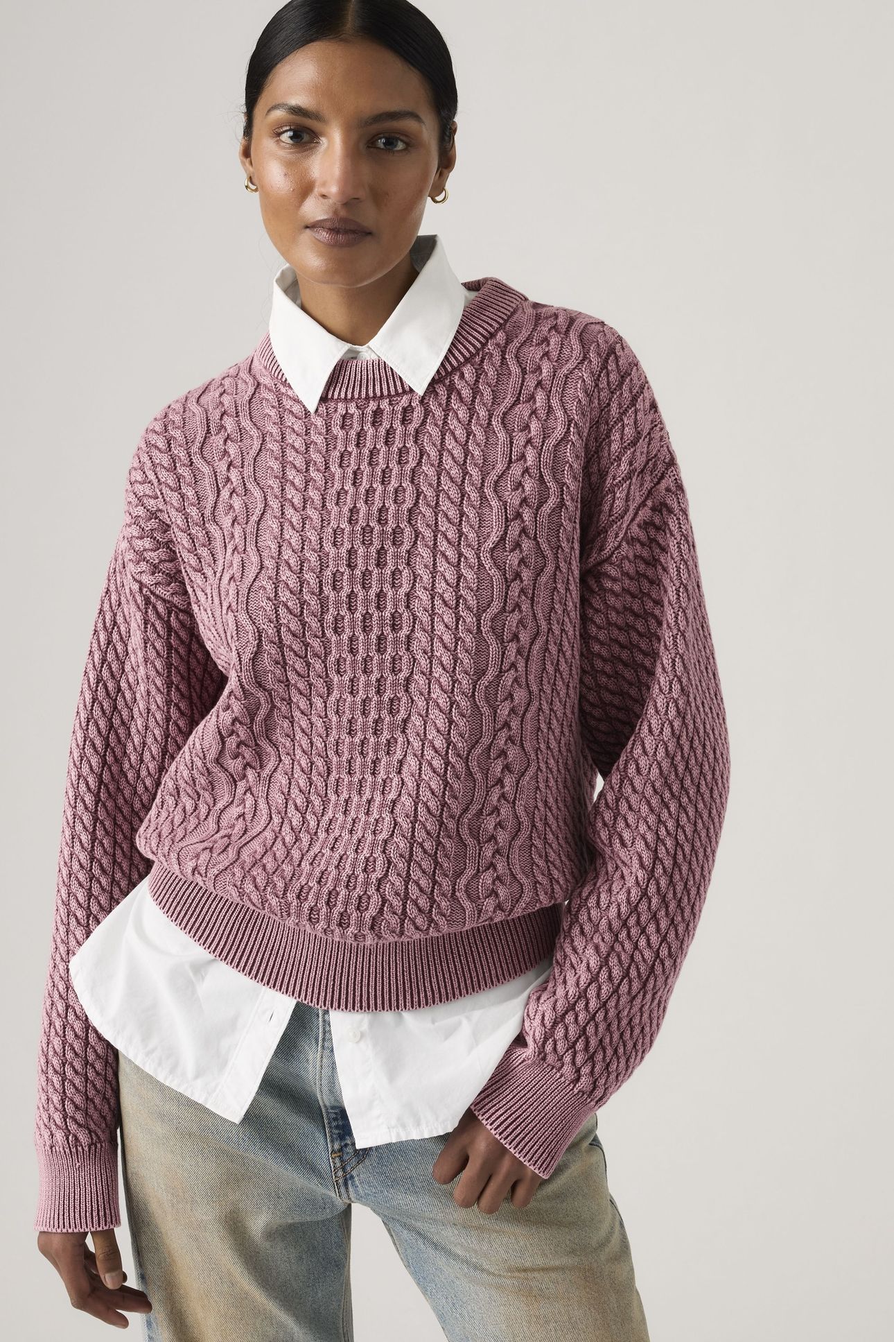 LEILAH CABLE CREWNECK SWEATER 3