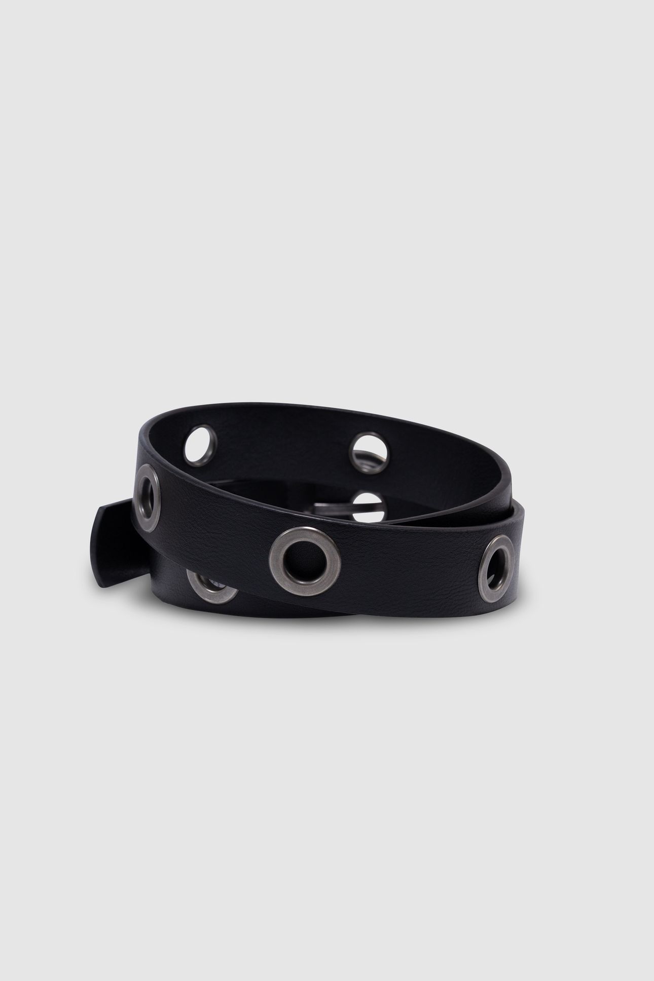 GIRLS’ BLACK BELT WITH XL EYELETS 2